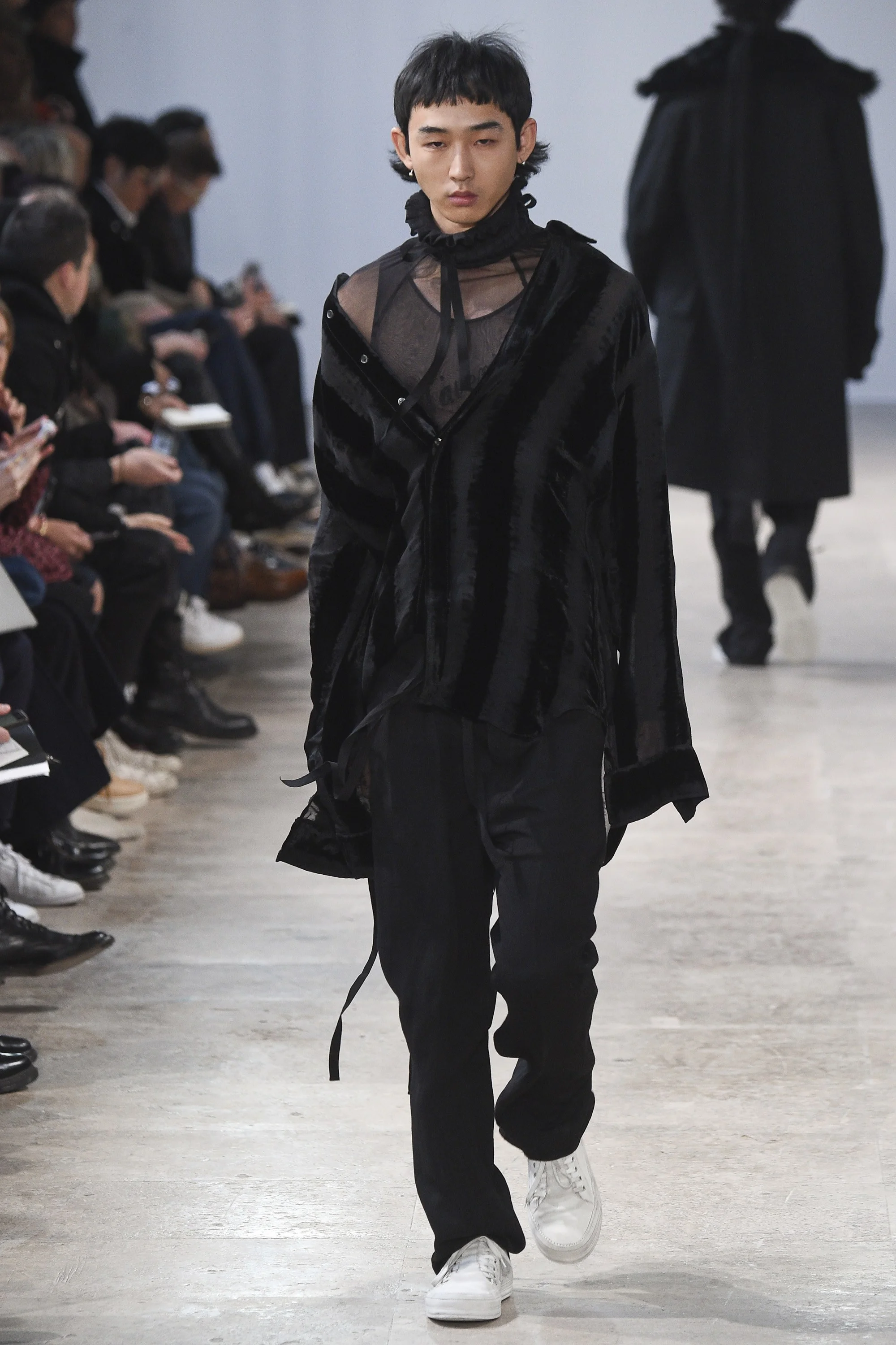 Ann Demeulemeester AW17.jpg