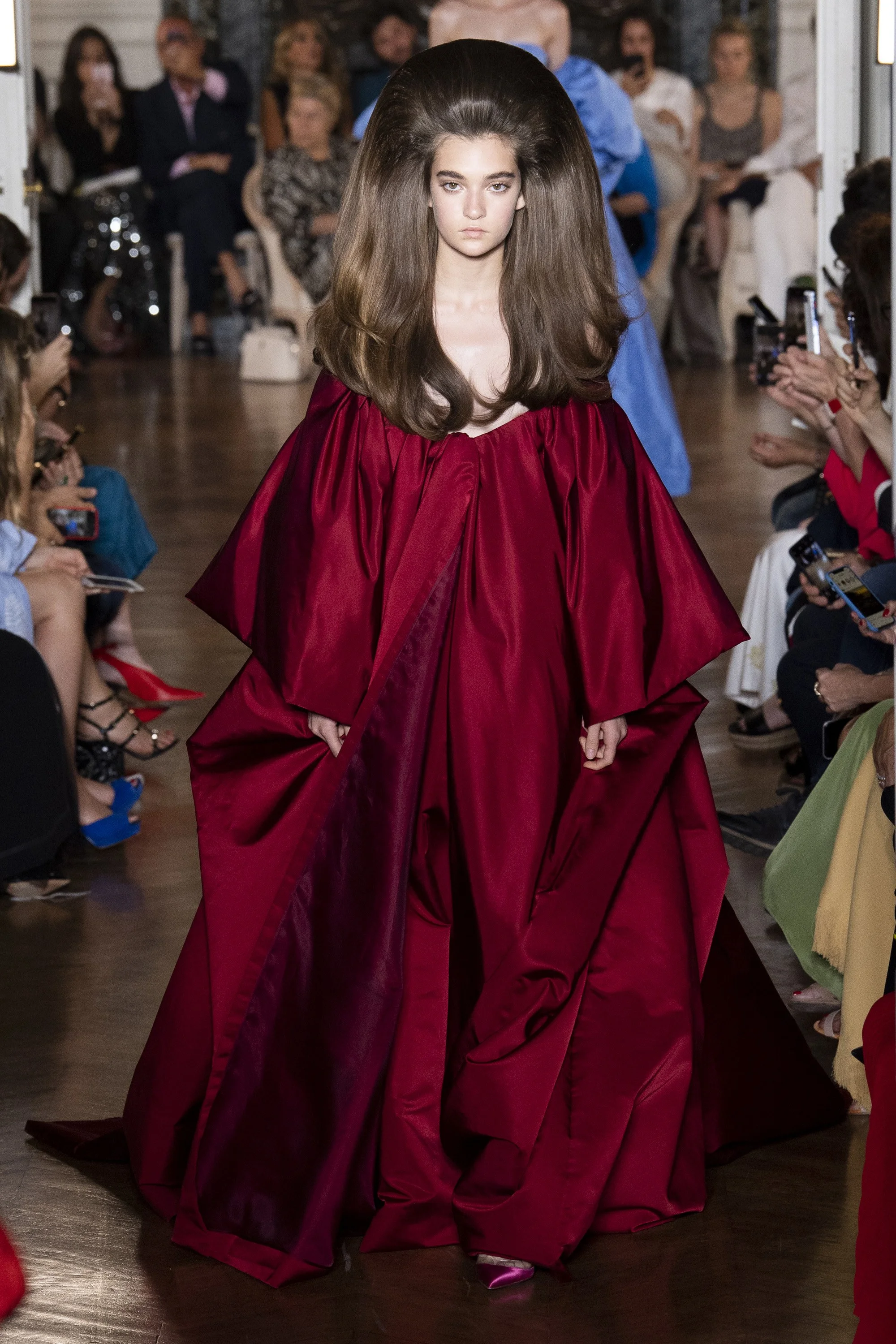Valentino AW18 couture 3.jpg