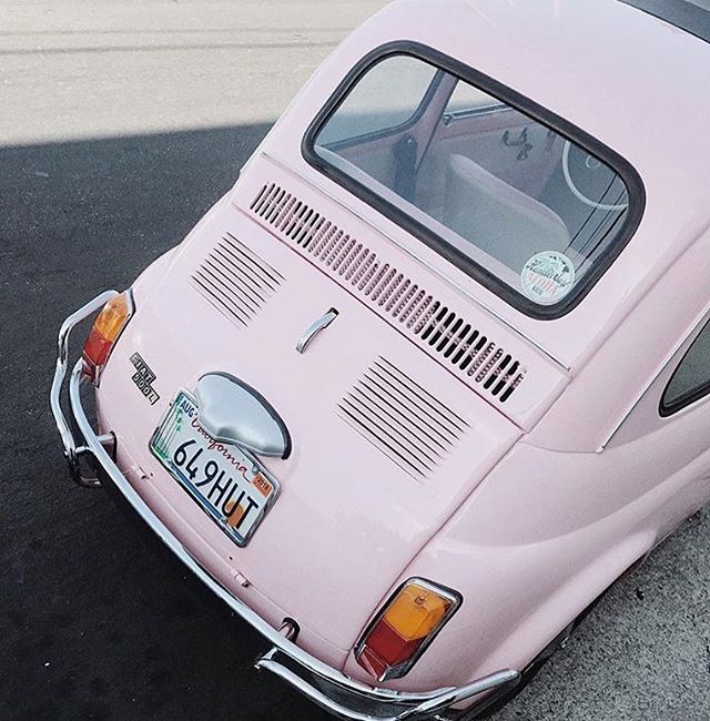 Powder pink Thursday 💕 thanks for the pic of our cinquecento 💕 @glitterguide @karlycakesss