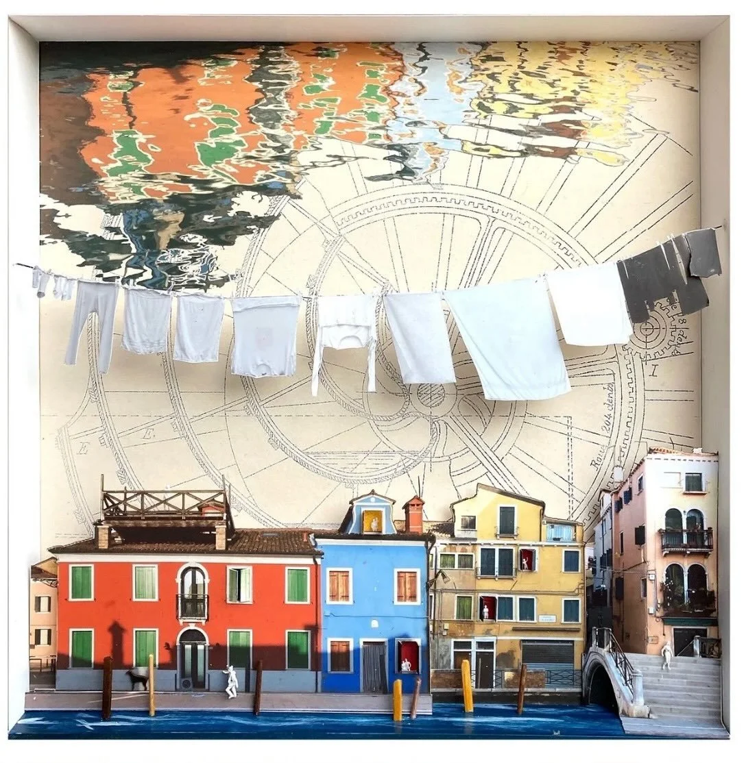 Happy Sunny Monday!  The traditional day for washing, as illustrated here by our brilliant surrealist artist @francesbloomfield with &lsquo;Lunedi 8&rsquo; an original hand-finished,  mixed media 3D collage &lsquo;dream box&rsquo;.

Measuring 44 x 44