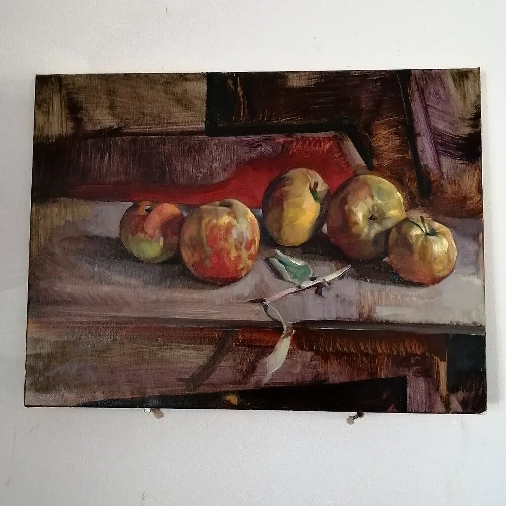 Wardour Apples. 30x40cm oil canvas
They were kindly provided for a painting workshop I was teaching at #summerleasegallery @josephineaconnolly
@thejacgallery 
I stole them away afterwards.  These are Belle de Boskoop apples from a mature orchard in W