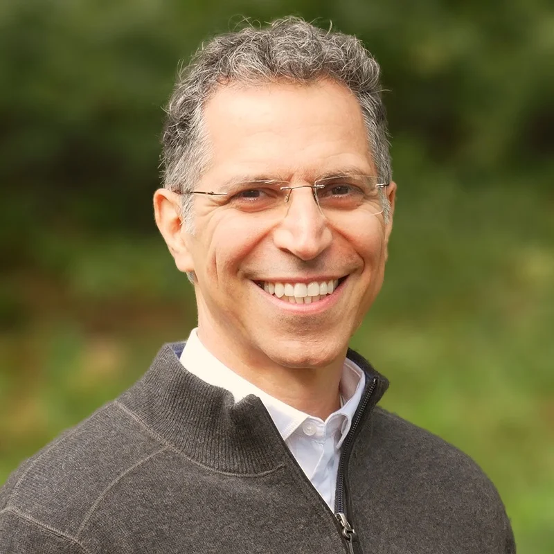 Tamir+Oren+Headshot+-+JPG+%28002%29.jpg