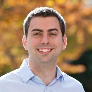 Sam Roosz (linkedin).jpeg