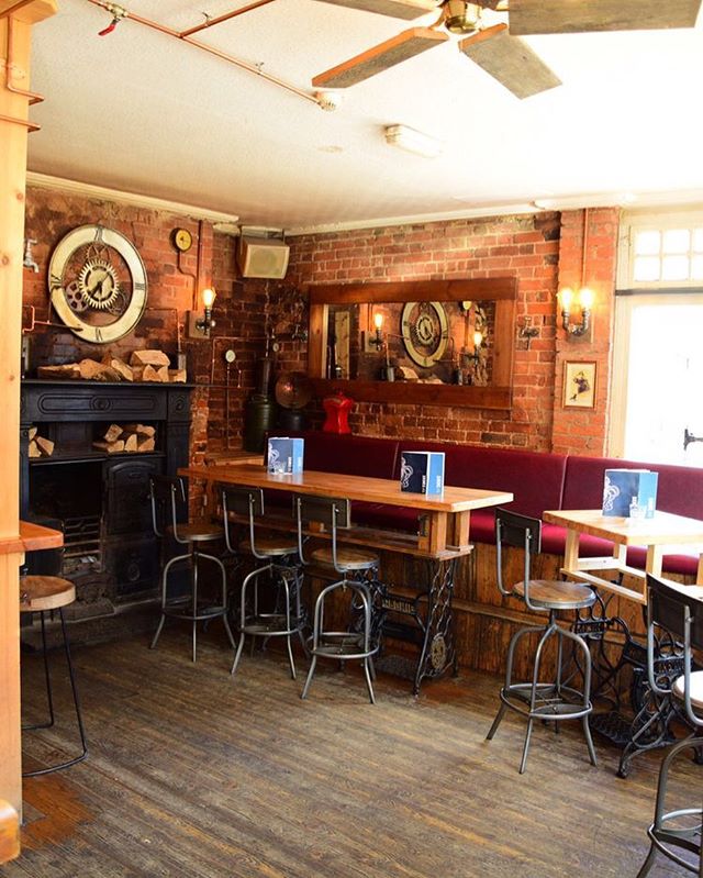 Looking for a venue for a special occasion or party?⠀
.⠀
Our beautiful Boiler Room is available for hire, giving you one of the most unique event spaces in Oxford. ⠀
.⠀
Whether it’s 20 people for private dining or up to 50 guests enjoying our Light Bites Menu, we can host your special day. ⠀
.⠀
.⠀
.⠀
#Oxford #TheLighthouse #occasion #events #roomstohire #party #wedding #specialday #birthday #graduation #enjoy #rooms #bookaroom #visitus #tapas #cocktails #drinks #restaurant