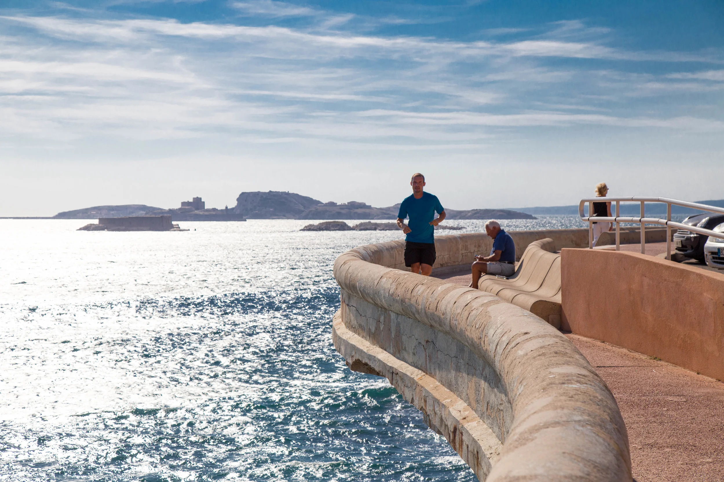 Landmark_Marseille_corniche.jpg