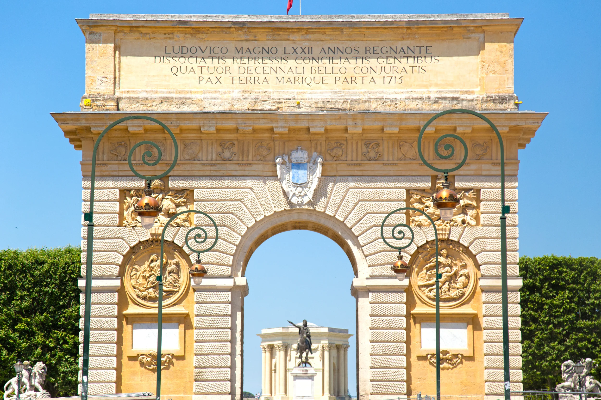Landmark_Montpellier_Peyrou Arch.jpg
