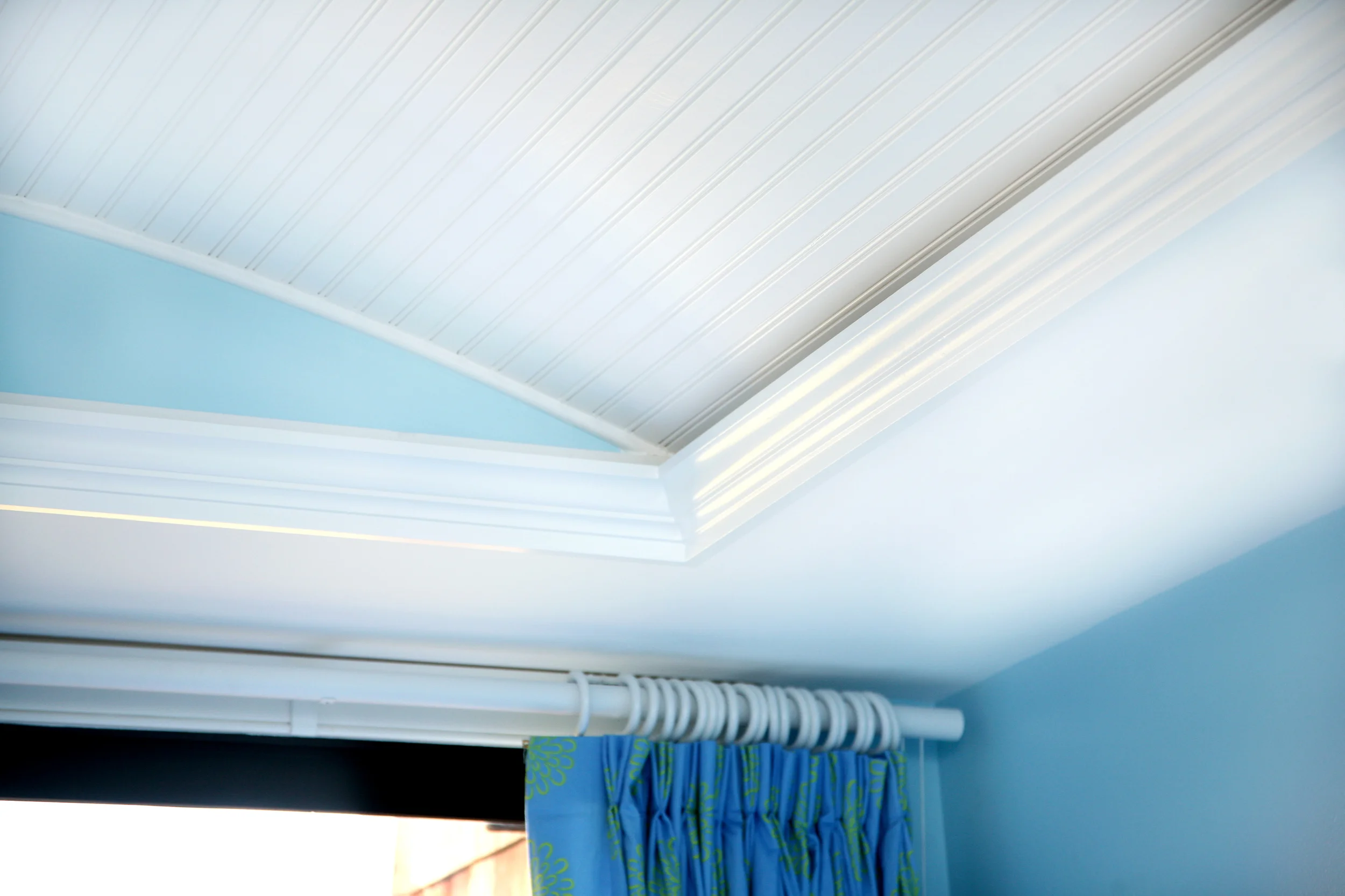 ceiling_detail.jpg
