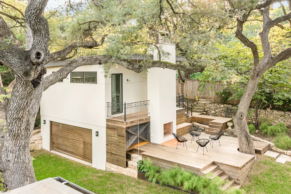 Central Austin Custom Garage Apartment Builder.jpg