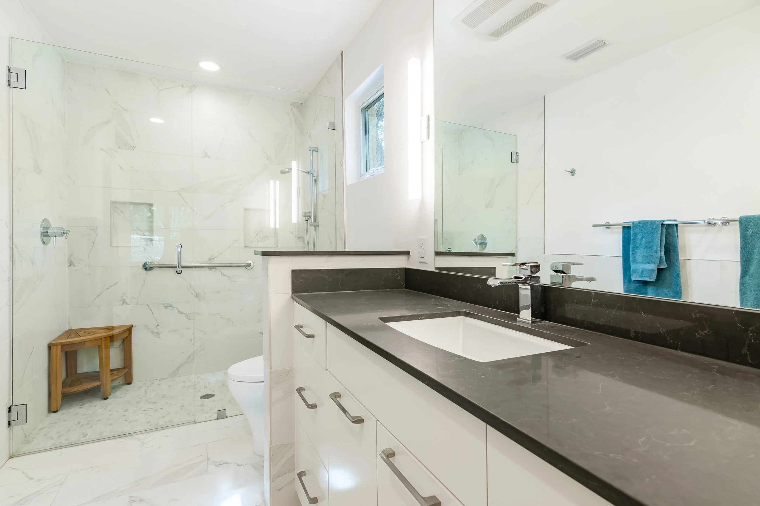 West Lake Hills Remodel Master Bath Builder.jpg