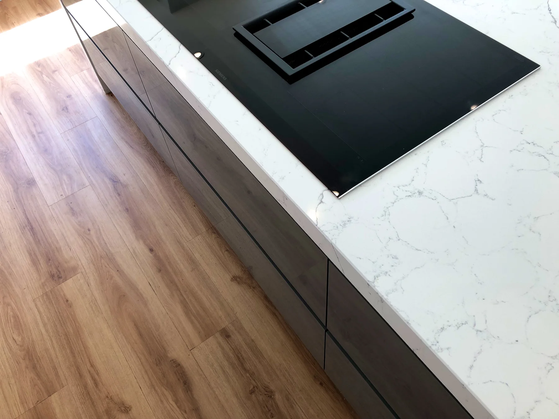 Siemens EX875LX34E Induction Air Venting Hob