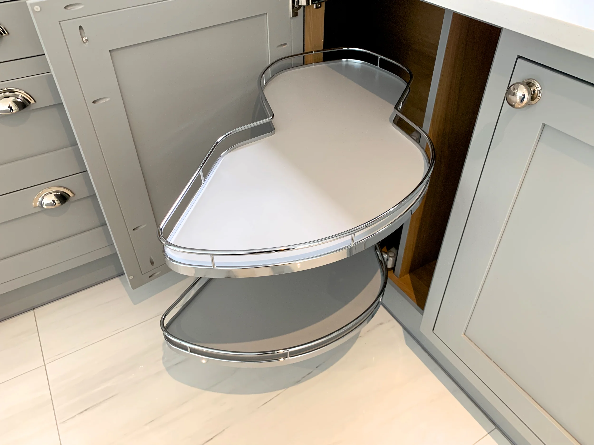 Feature Packed Contemporary Kitchen Egger Monochrome 1393.jpg