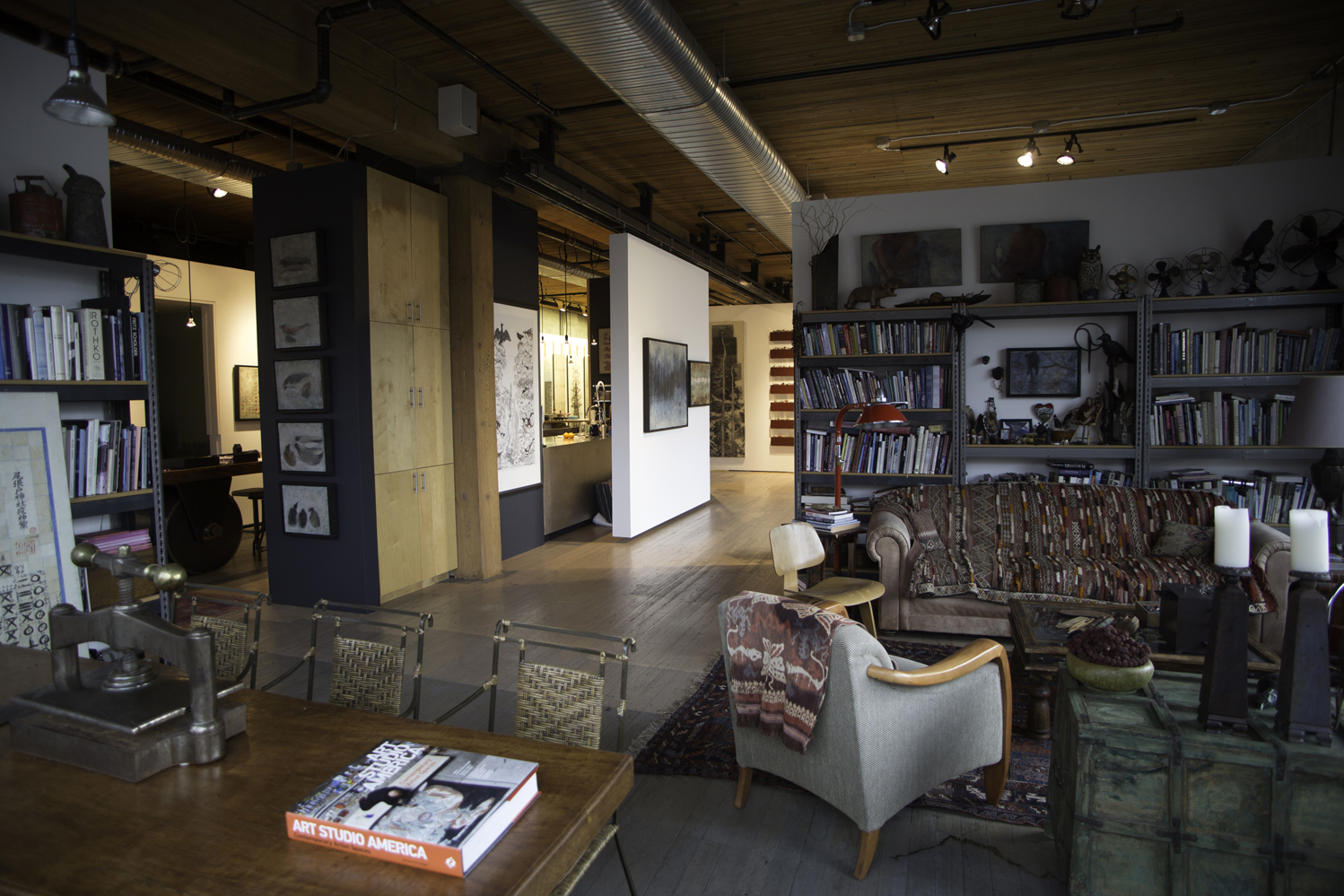 Library & lounge