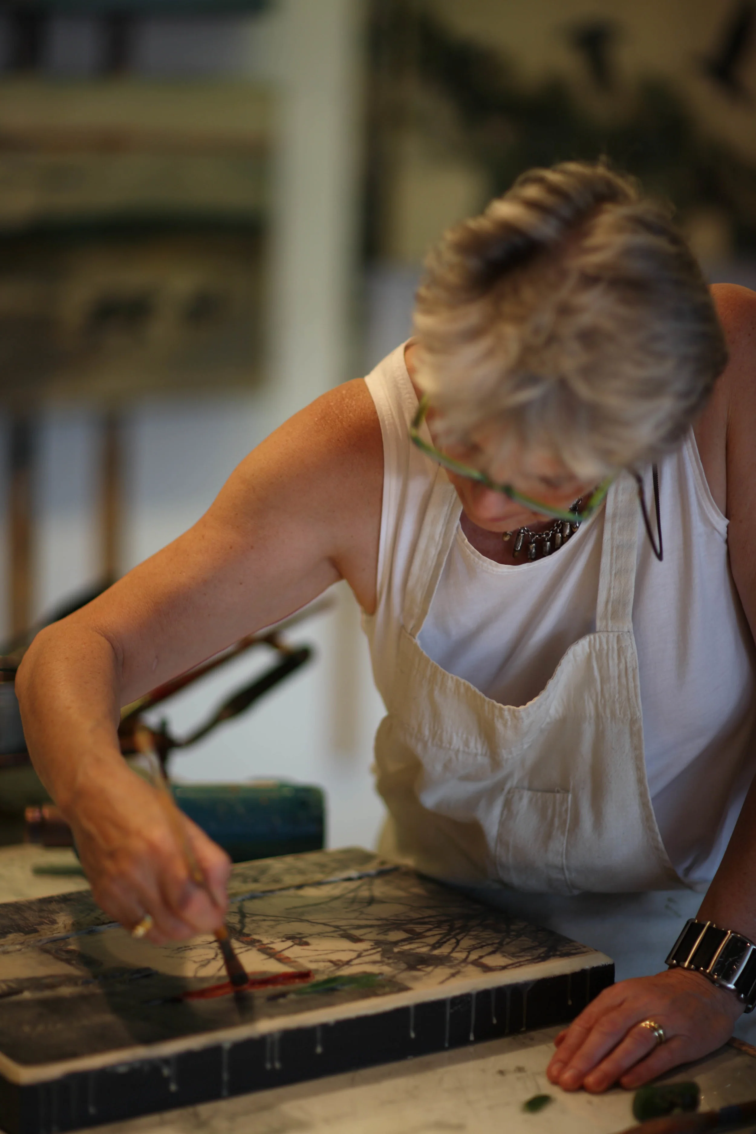 SKINNER WORKING IN SEATTLE STUDIO