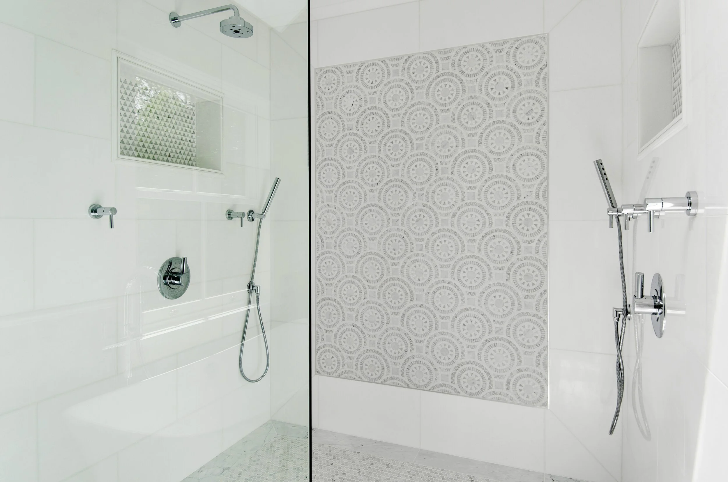 10_1360TrappLane_13001_MasterBathroom_HiRes.jpg