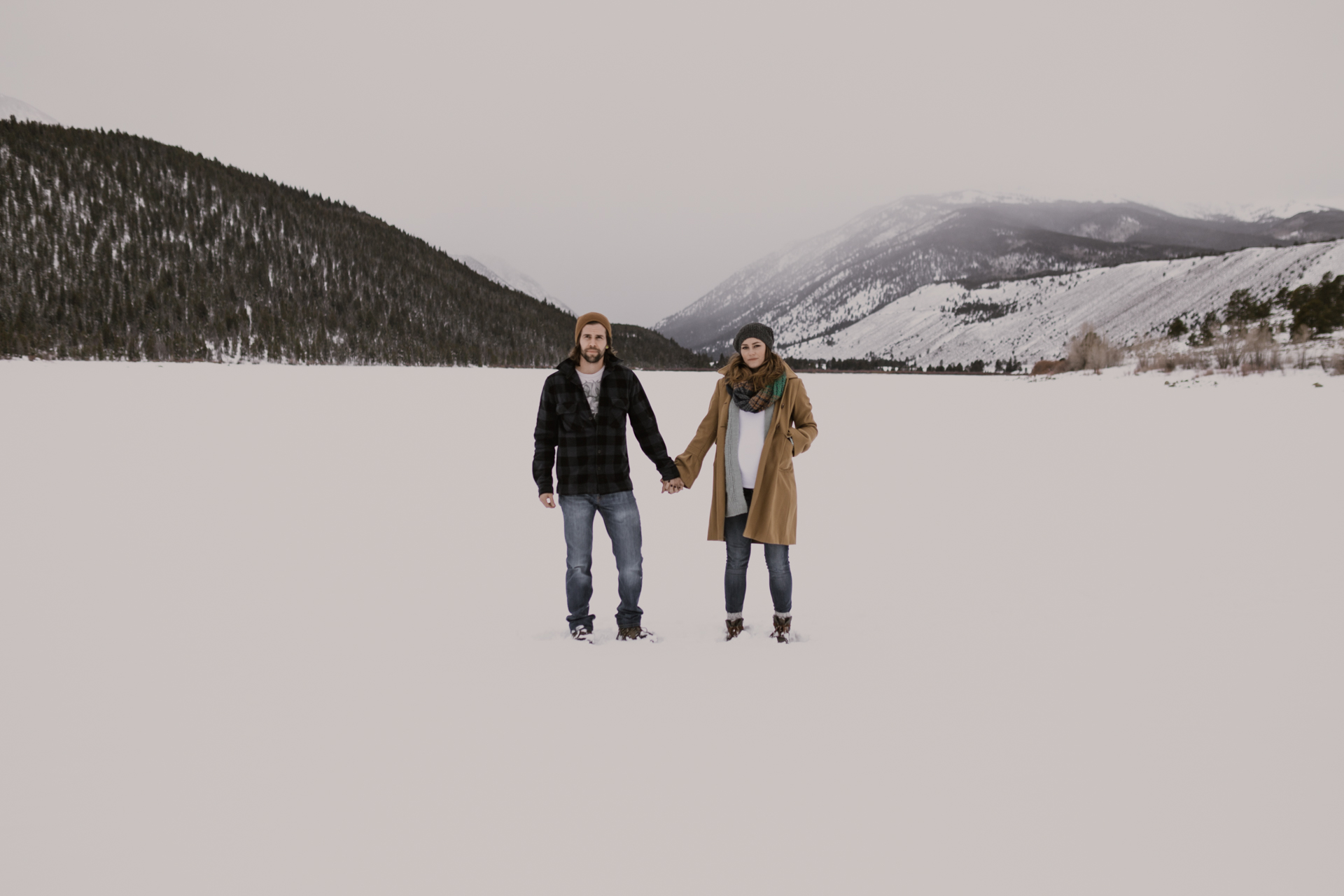 snowy-mountain-colorado-couples-shoot-2.jpg