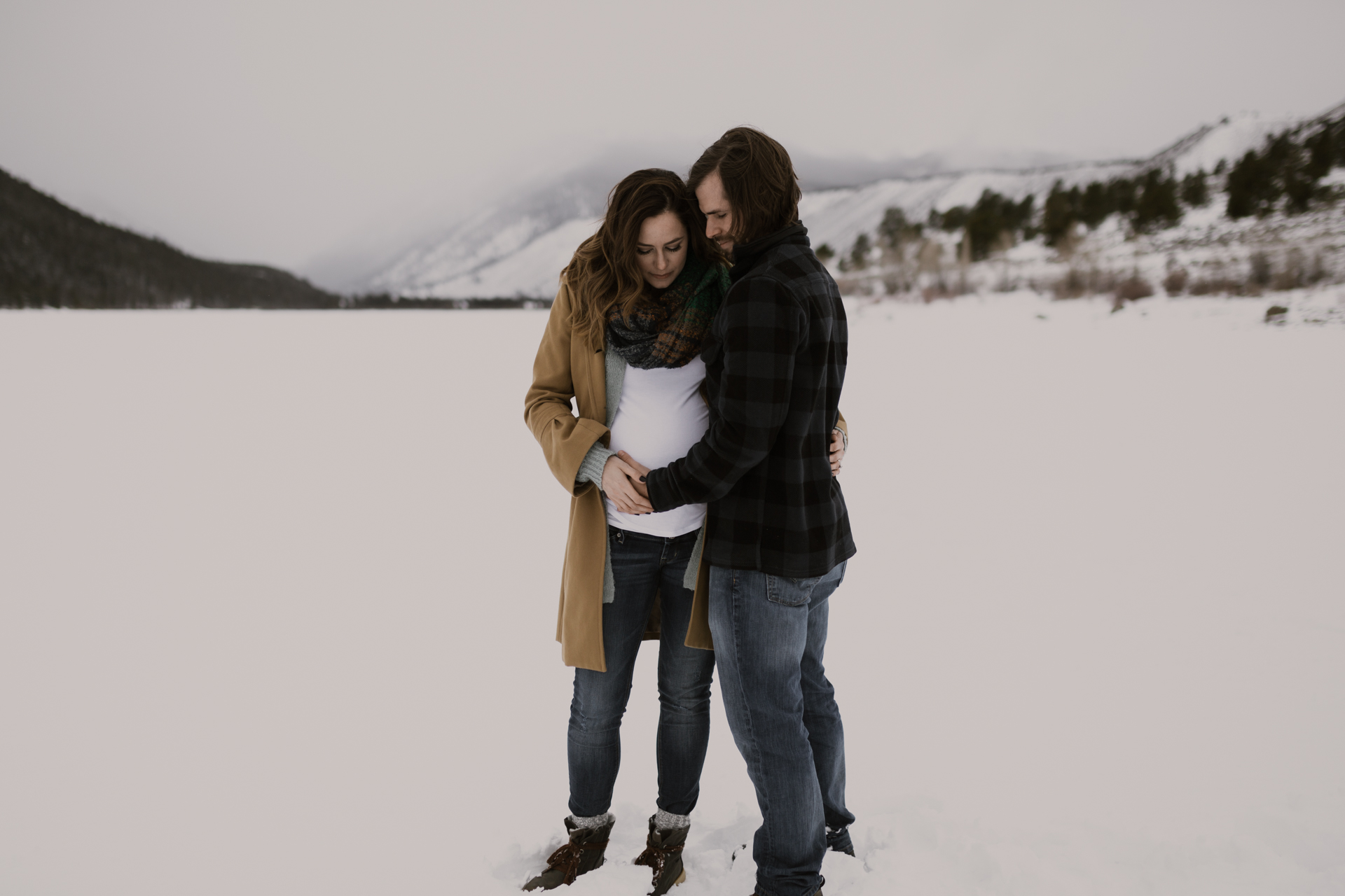 snowy-mountain-colorado-couples-shoot-10.jpg