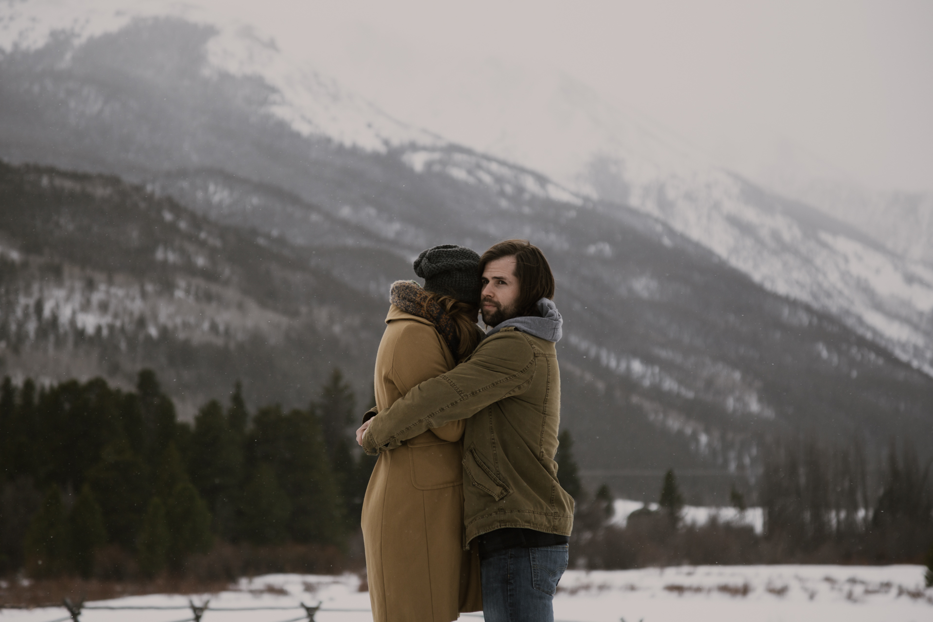 snowy-mountain-colorado-couples-shoot-14.jpg