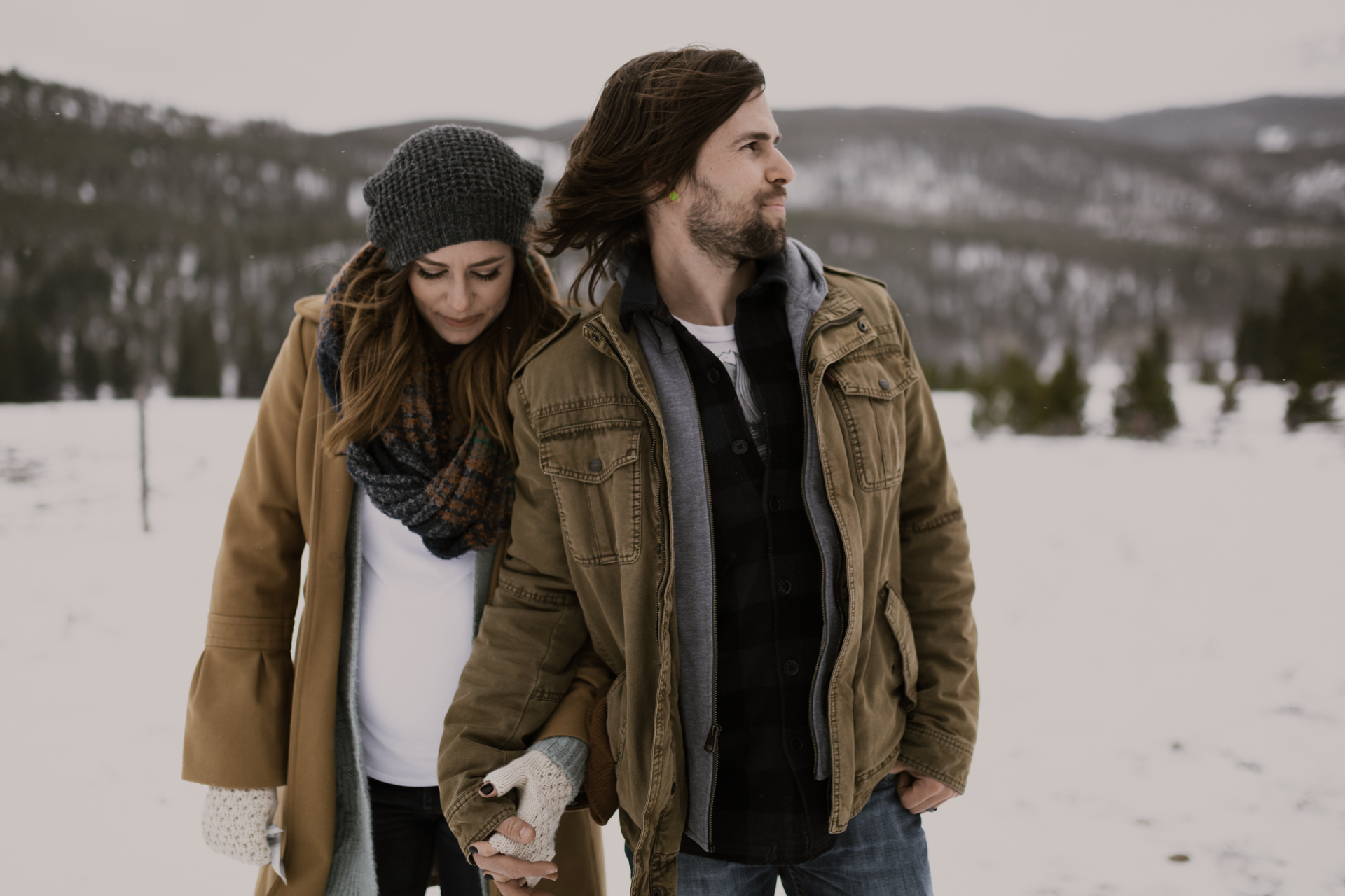snowy-mountain-colorado-couples-shoot-16.jpg