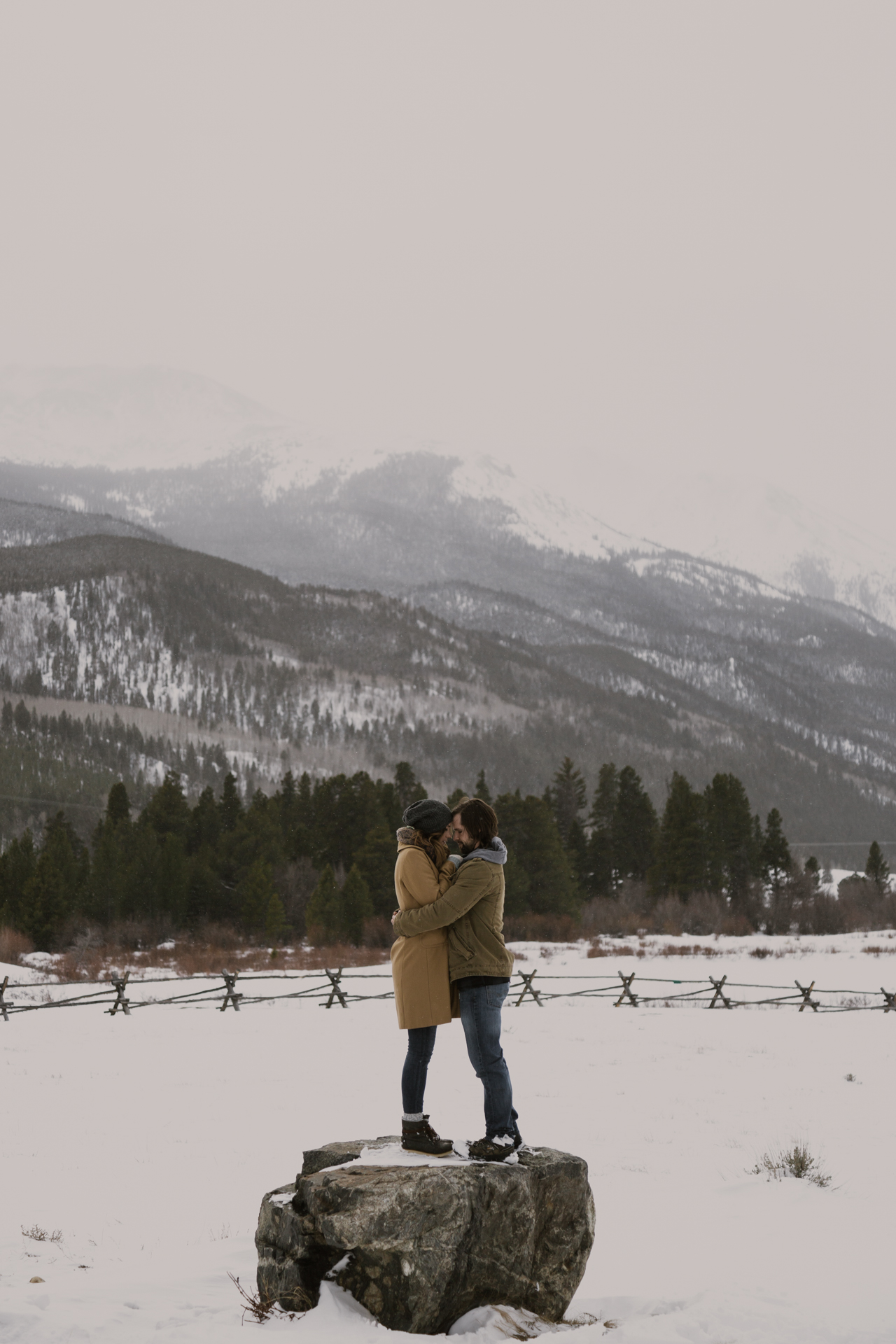 colorado-in-home-couples-session-1-2.jpg