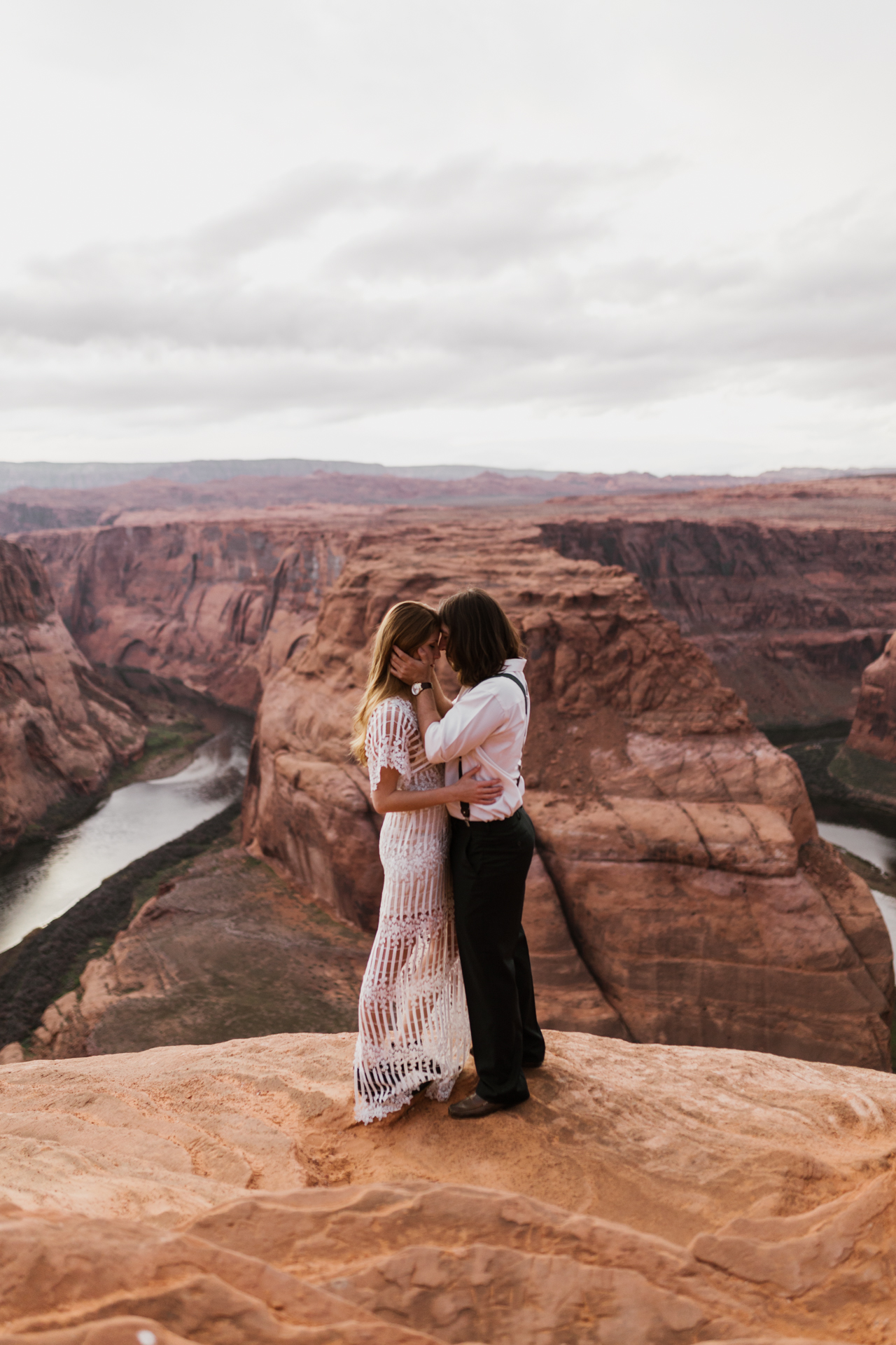 horseshoe-bend-slot-canyon-engagements-39.jpg