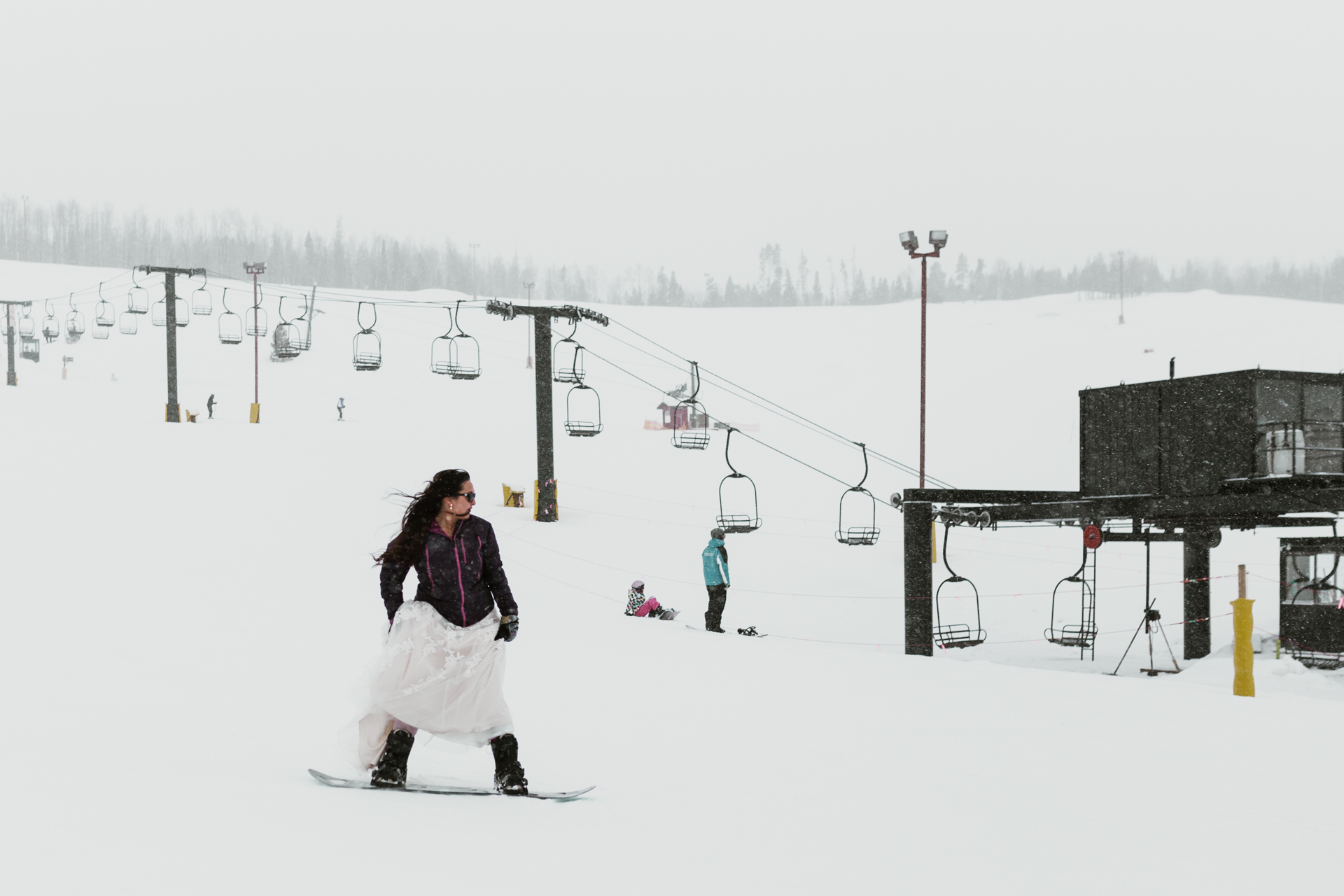 snowy-winter-outdoor-ski-resort-wedding-b-3.jpg