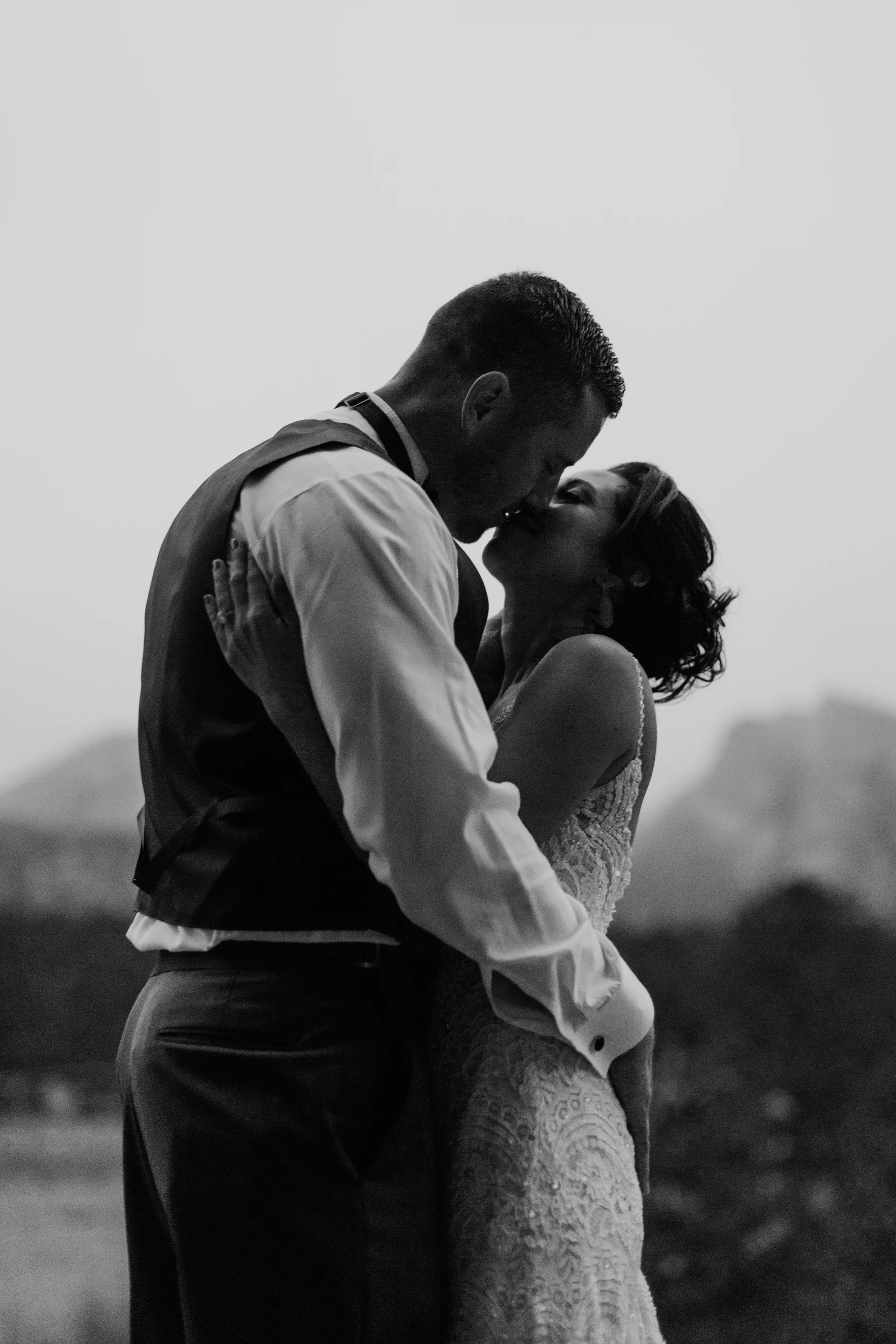 estes-park-intimate-mountain-wedding-1077.jpg