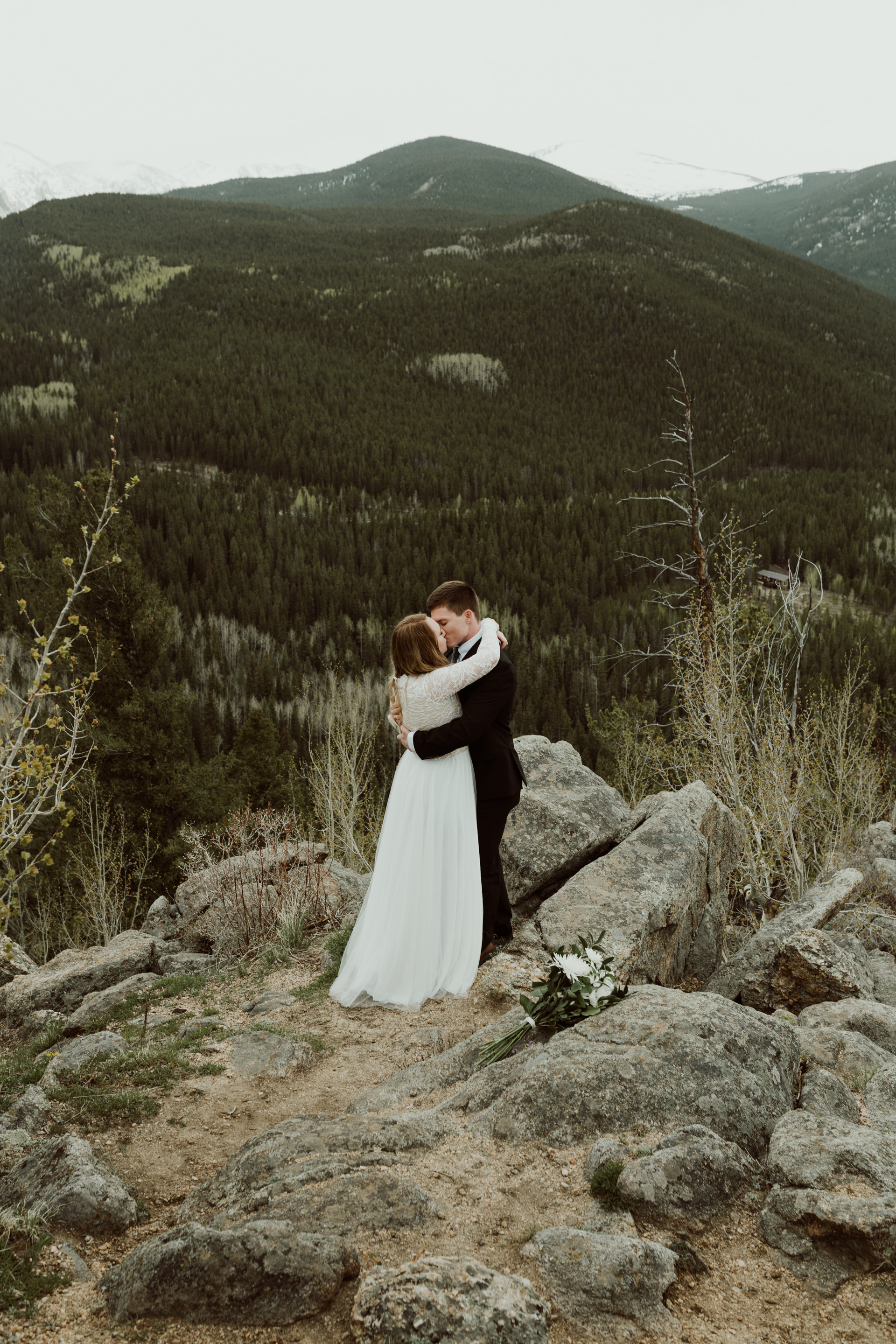 colorado-mount-evans-intimate-adventurous-elopement-13.jpg