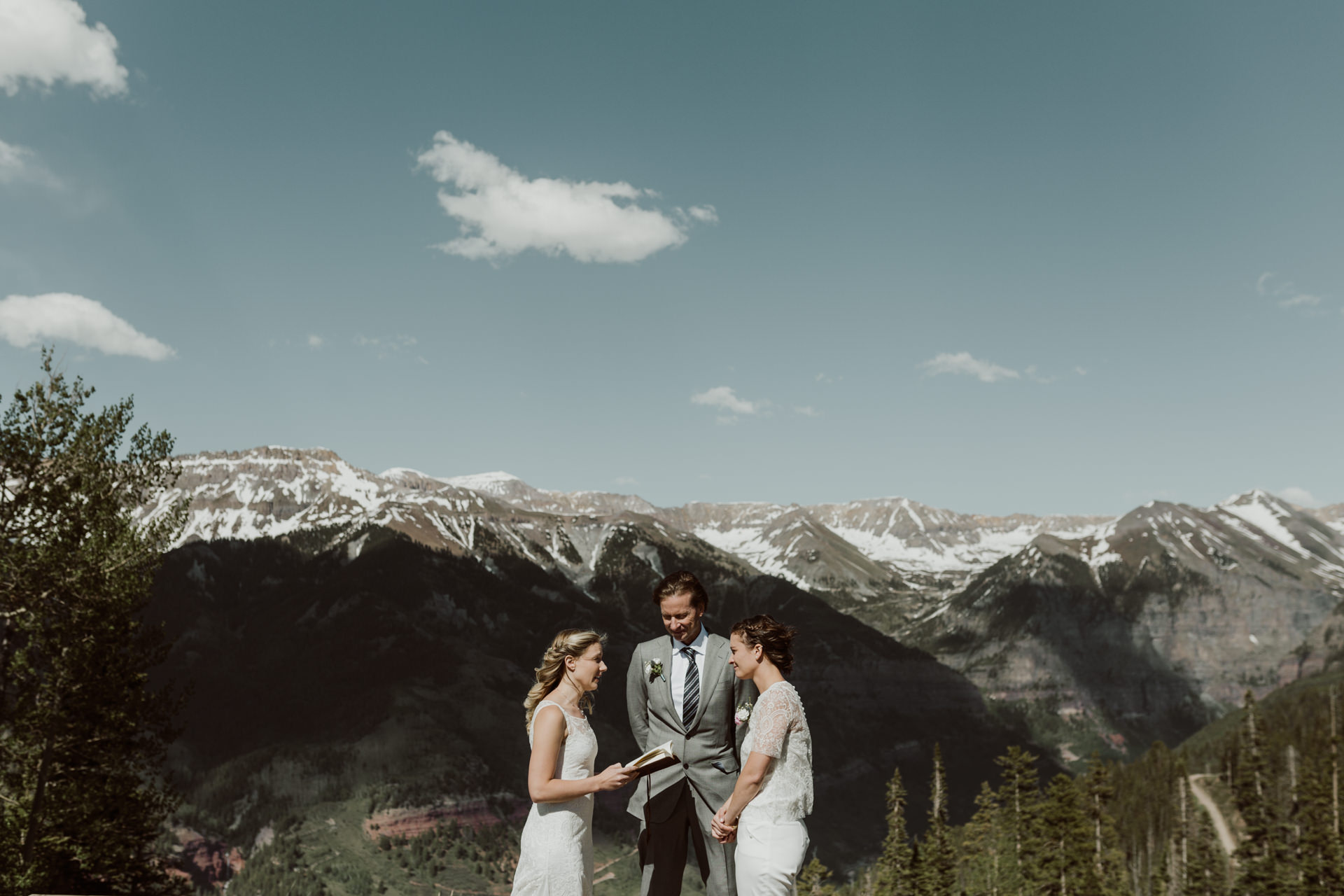 cedarandpines-telluride-mountain-intimate-wedding-13.jpg