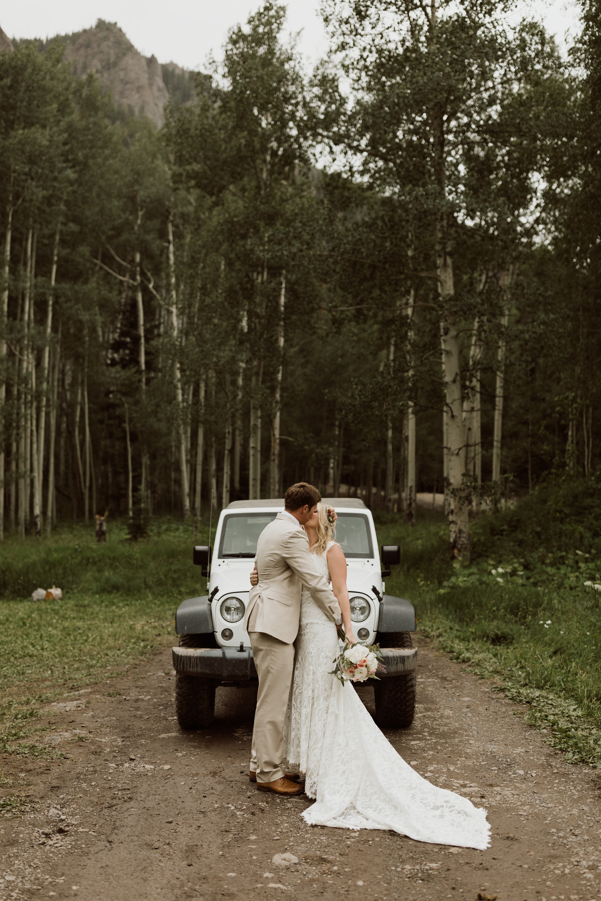 ouray-colorado-adventure-jeep-wedding-86.jpg