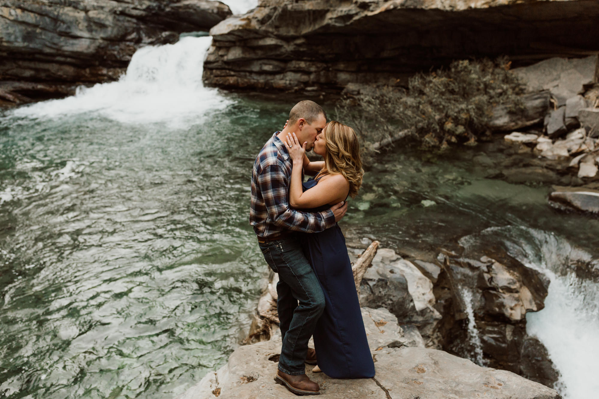 banff-engagements-destination-wedding-photographer-22.jpg