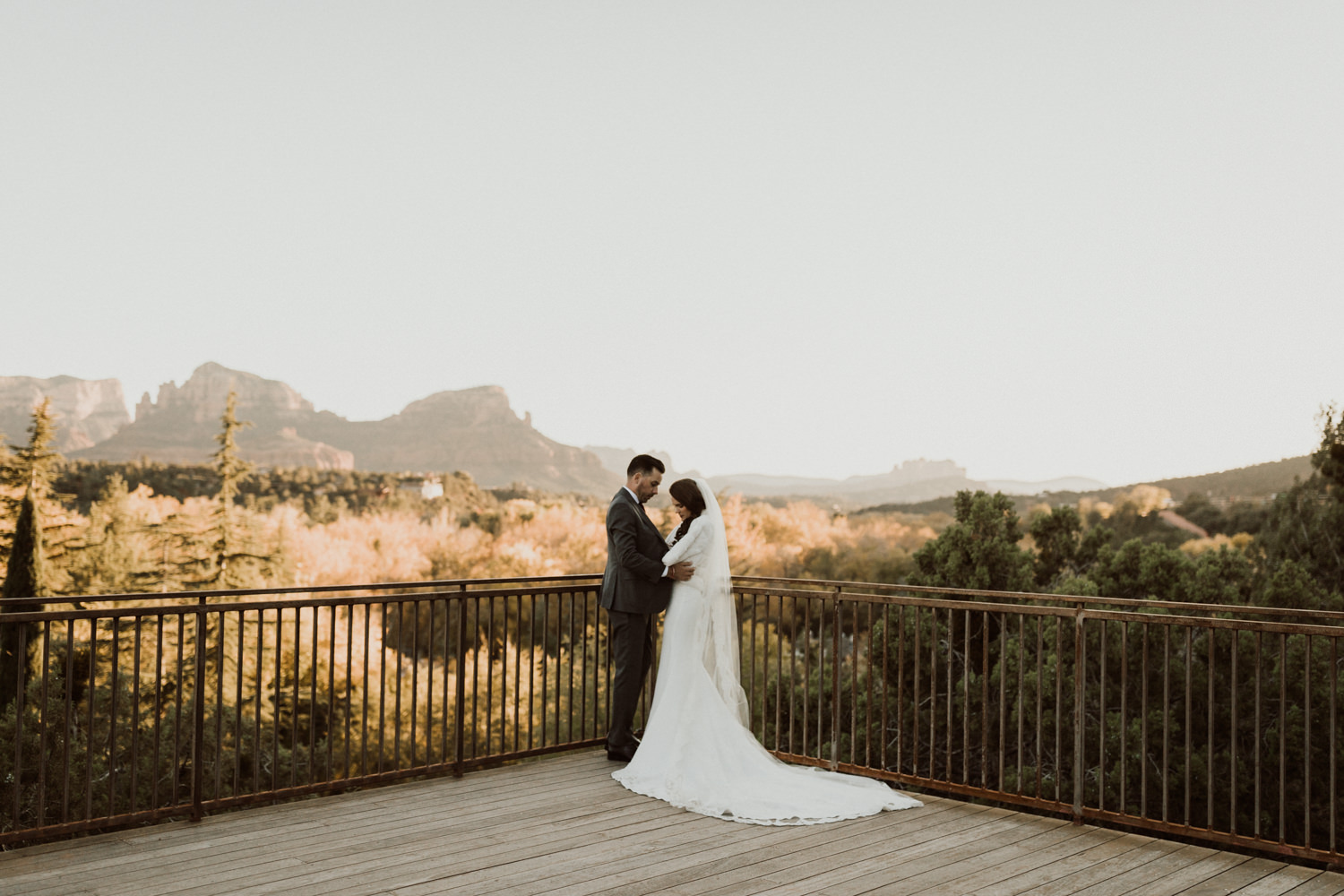 30_intimate-sedona-arizona-wedding-43.jpg