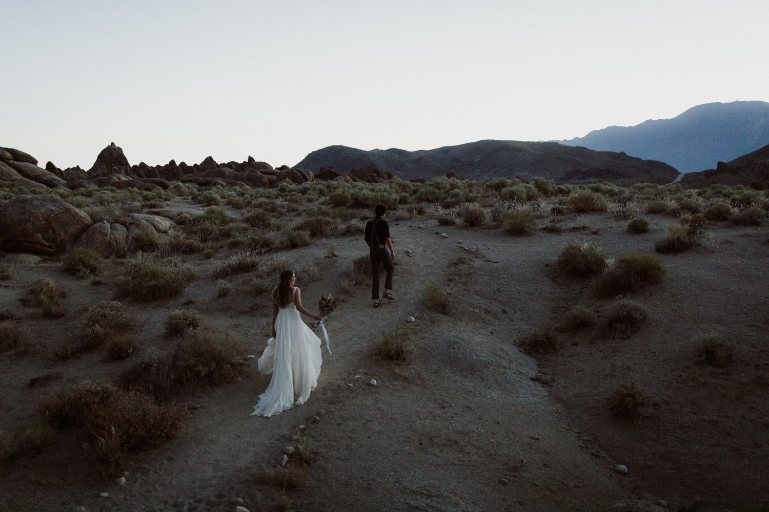 Intimate Wedding in Alabama Hills California