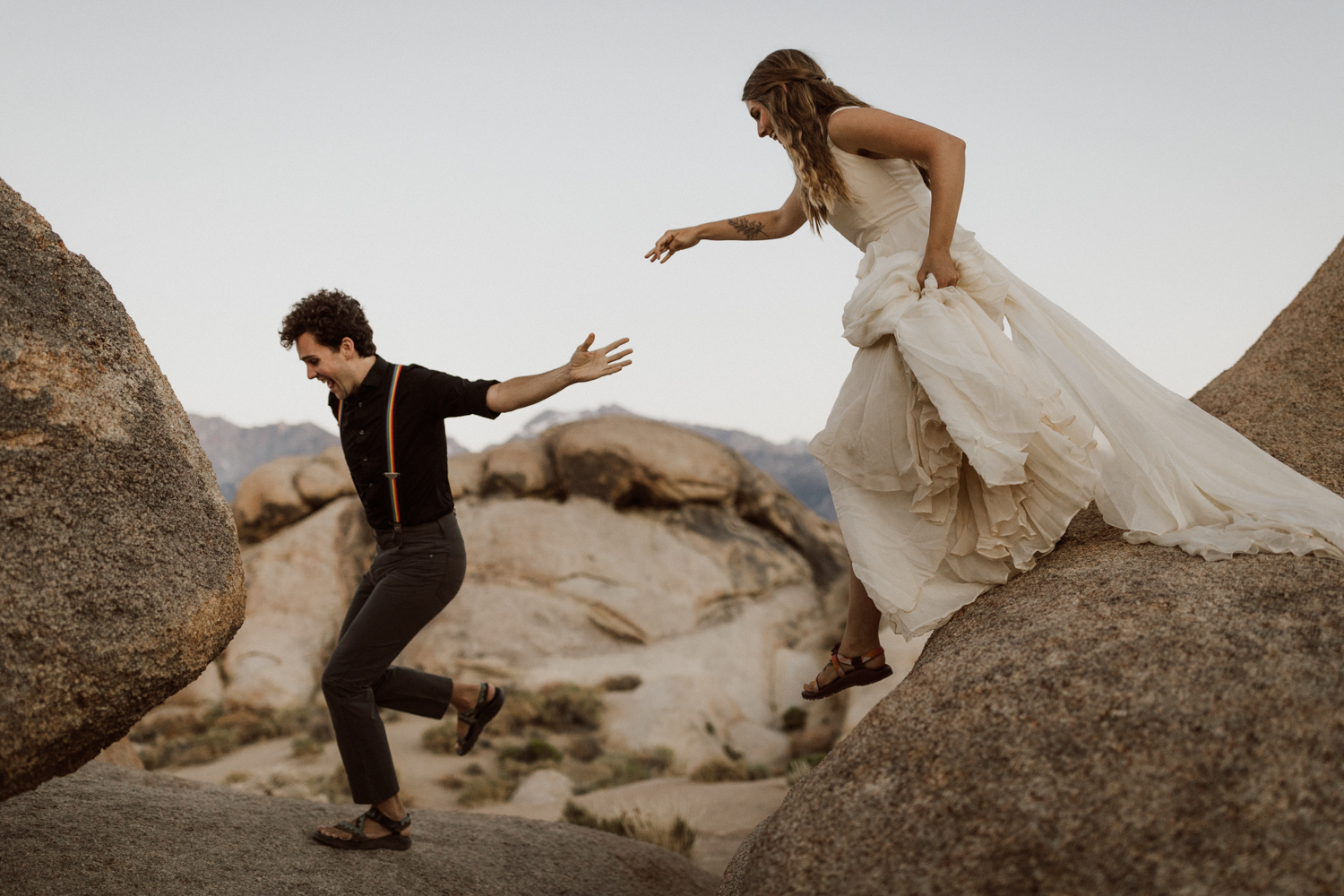 11_desert_elopement_adventurous.jpg