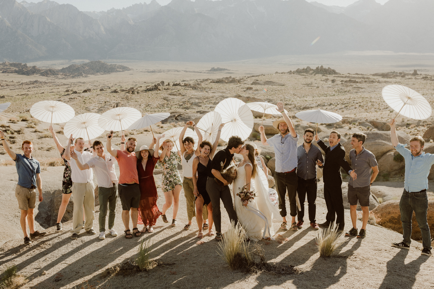 53_fun_portraits_wedding_family.jpg