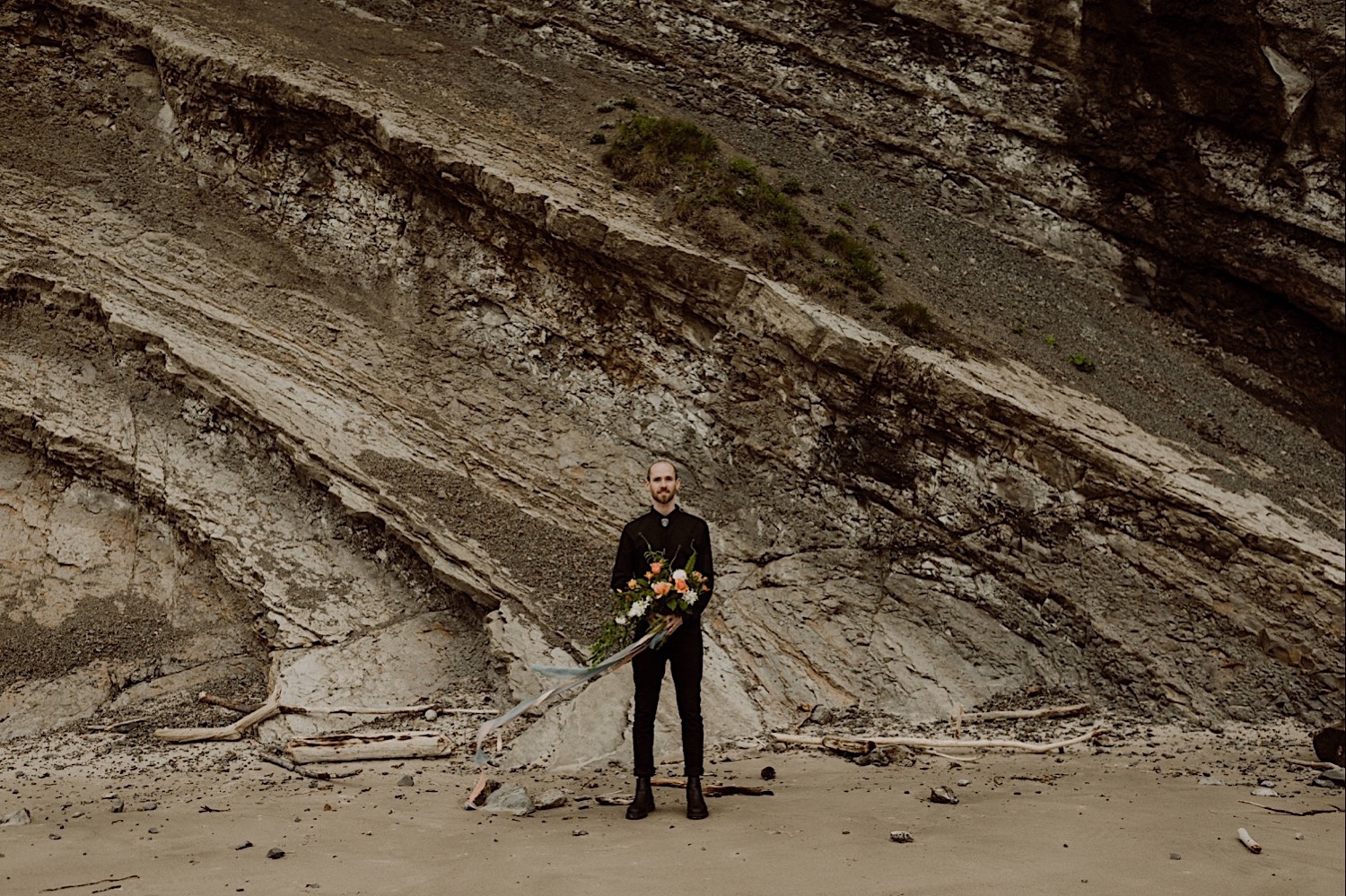 05_cedarandpines-short-sands-37_Oregon_photographer_elopement.jpg