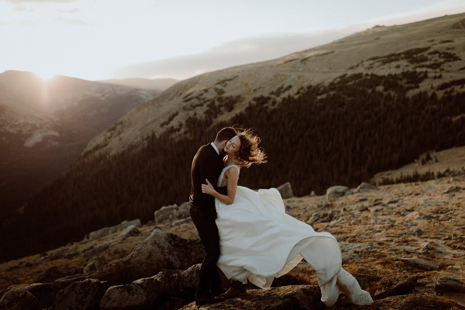 Bridal Buddy - lets you use the restroom on your own without having someone  hold your dress. Absolutely amazing : r/wedding