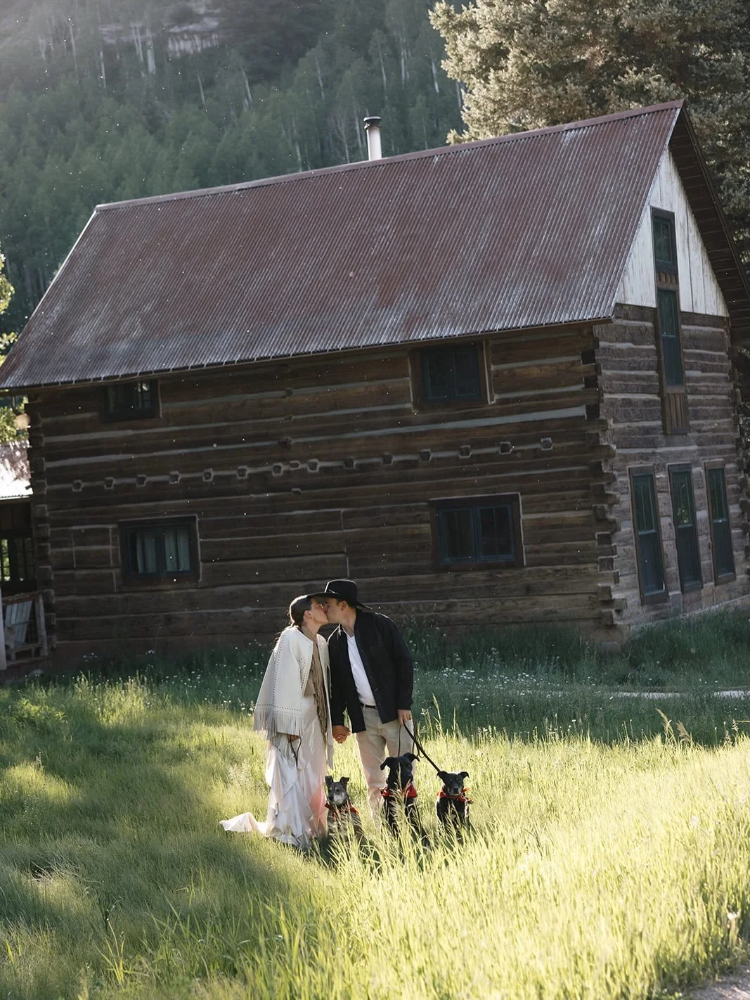 some of the best crew I&rsquo;ve had the pleasure of spending a wedding weekend with. three days in a remote part of the Colorado mountains.

no fuss. good food, hot springs, summer sun, and an emphasis on family (humans and dogs).

@lovethisdayevent