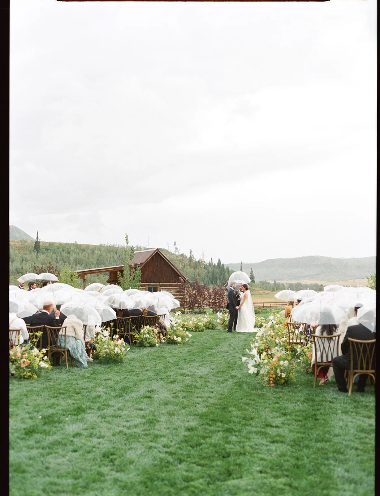 colorado-luxury-wedding-steamboat-00017.jpg