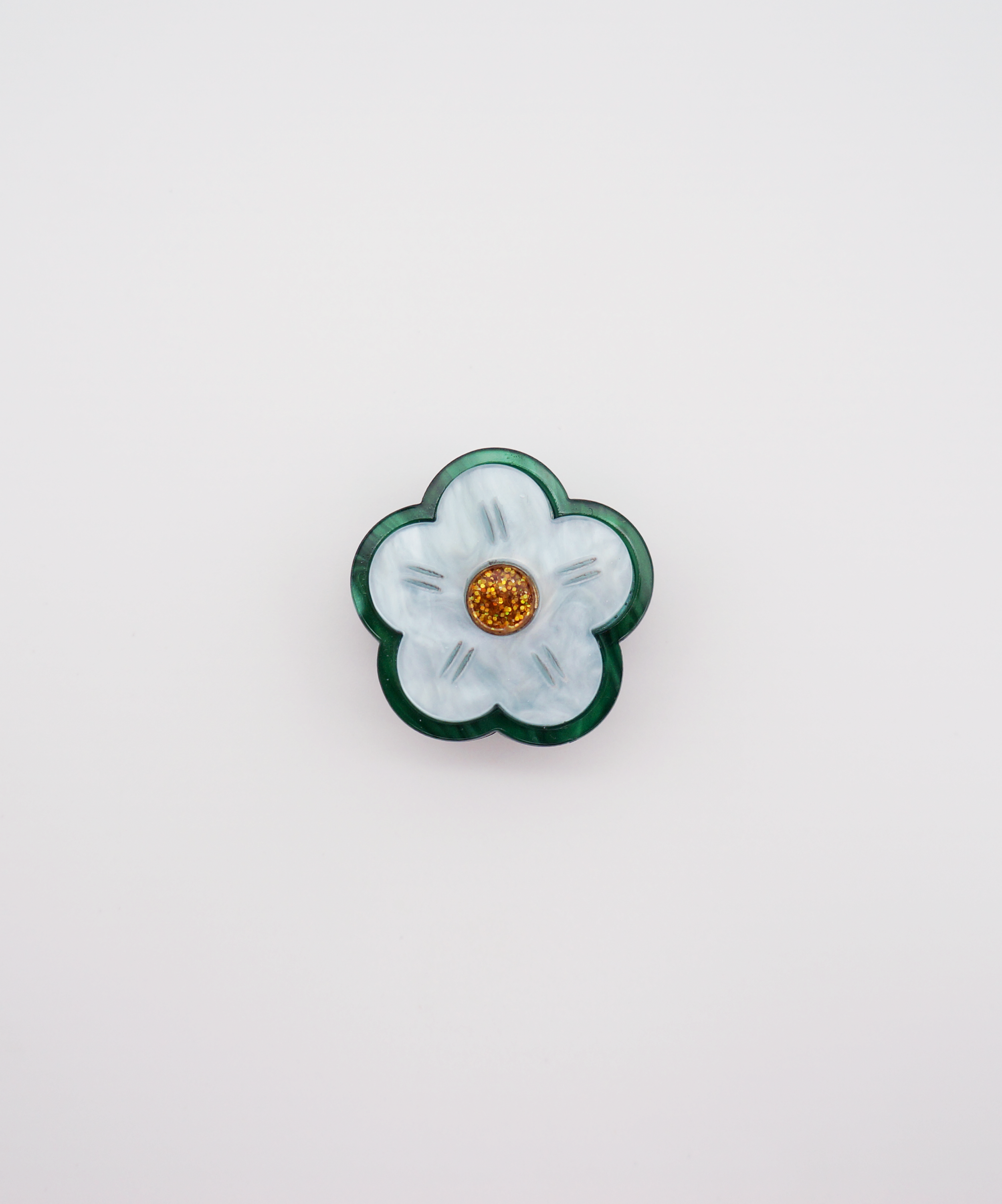 Forget-me-not charm.png