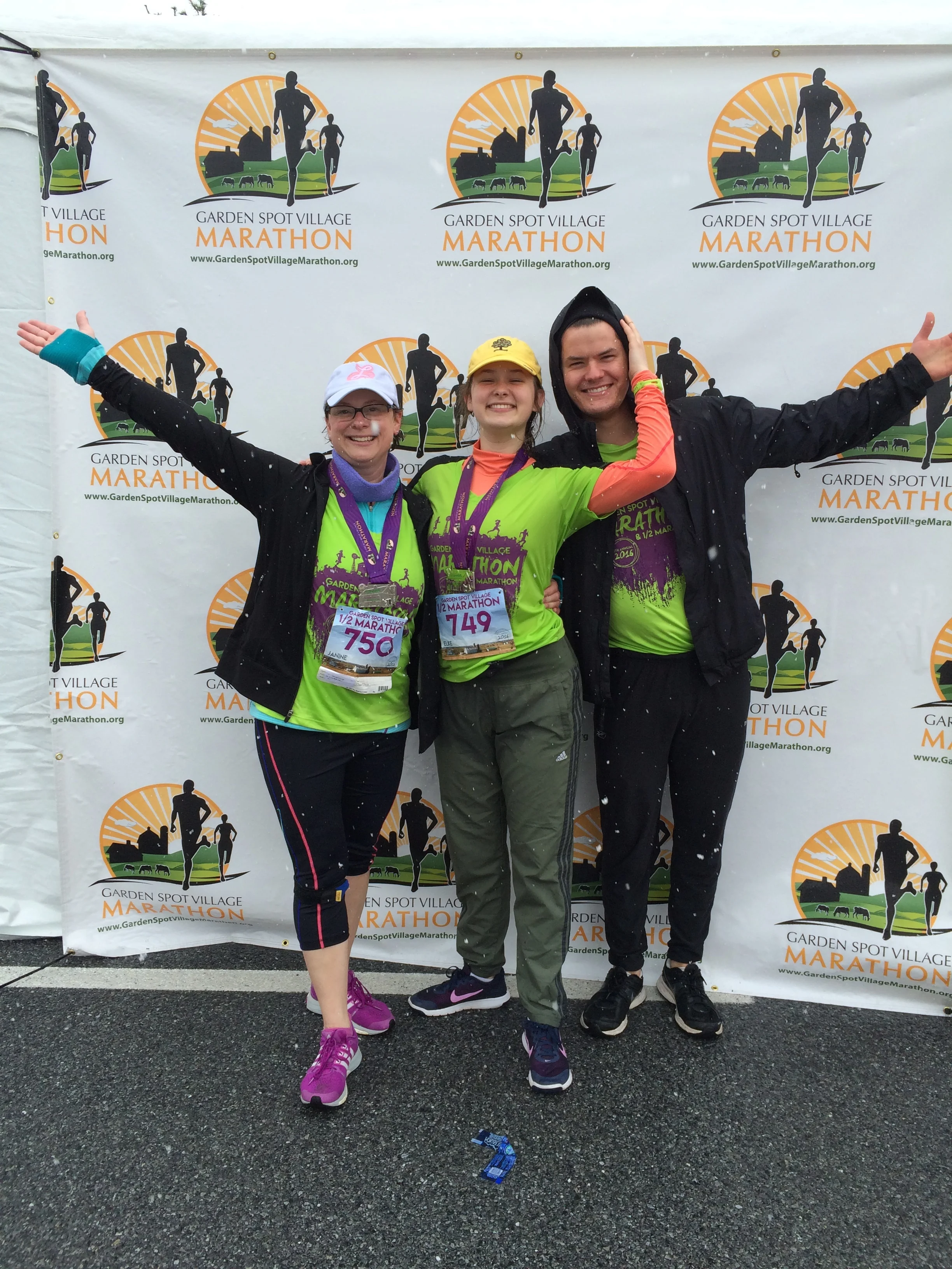 Vegan Half Marathoners.JPG