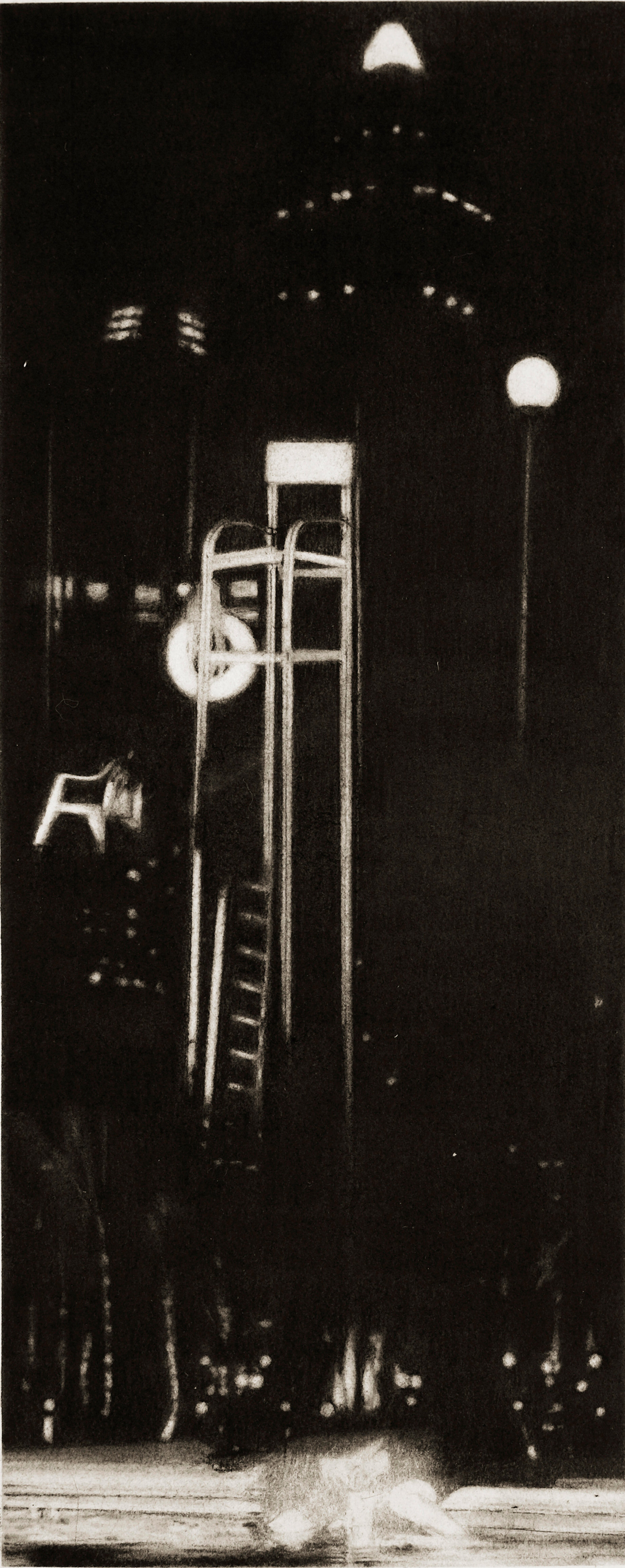 Évanouissement - charcoal on paper, 2019 - 19x48cm