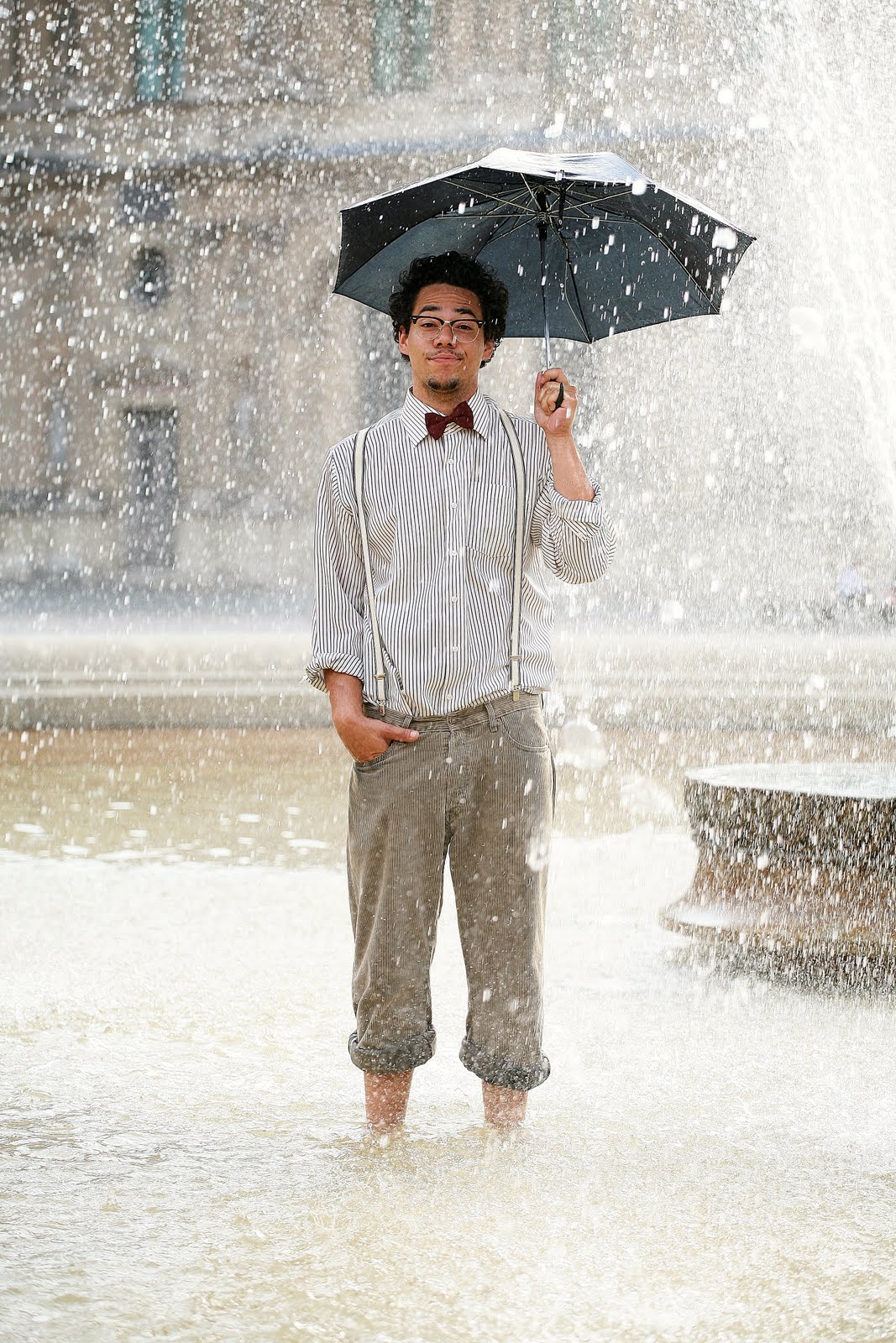 Raining man geri. Singing in the Rain. It's been raining. Фото парень на заднем дождливый день. Ben l'oncle Soul.