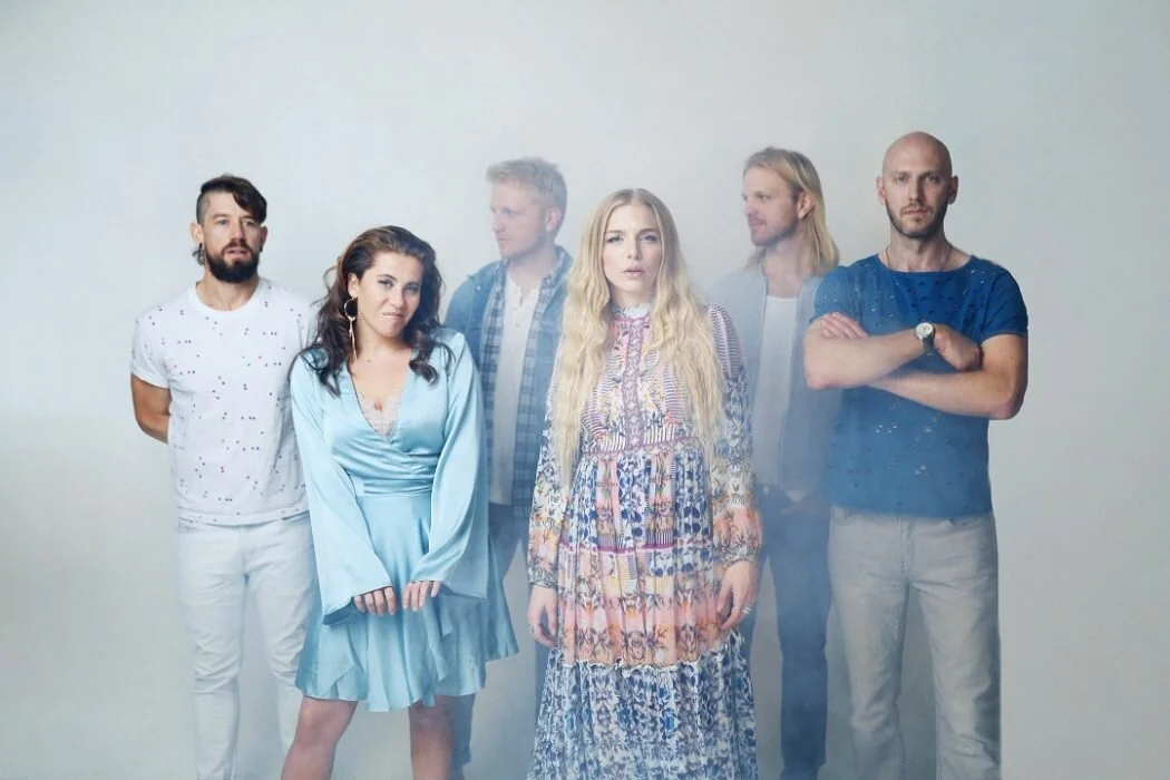 INTERVIEW: DELTA RAE’S IAN HÖLLJES ON THE BAND’S WITCHY WAYS &amp; NEW ALBUM ‘THE LIGHT’