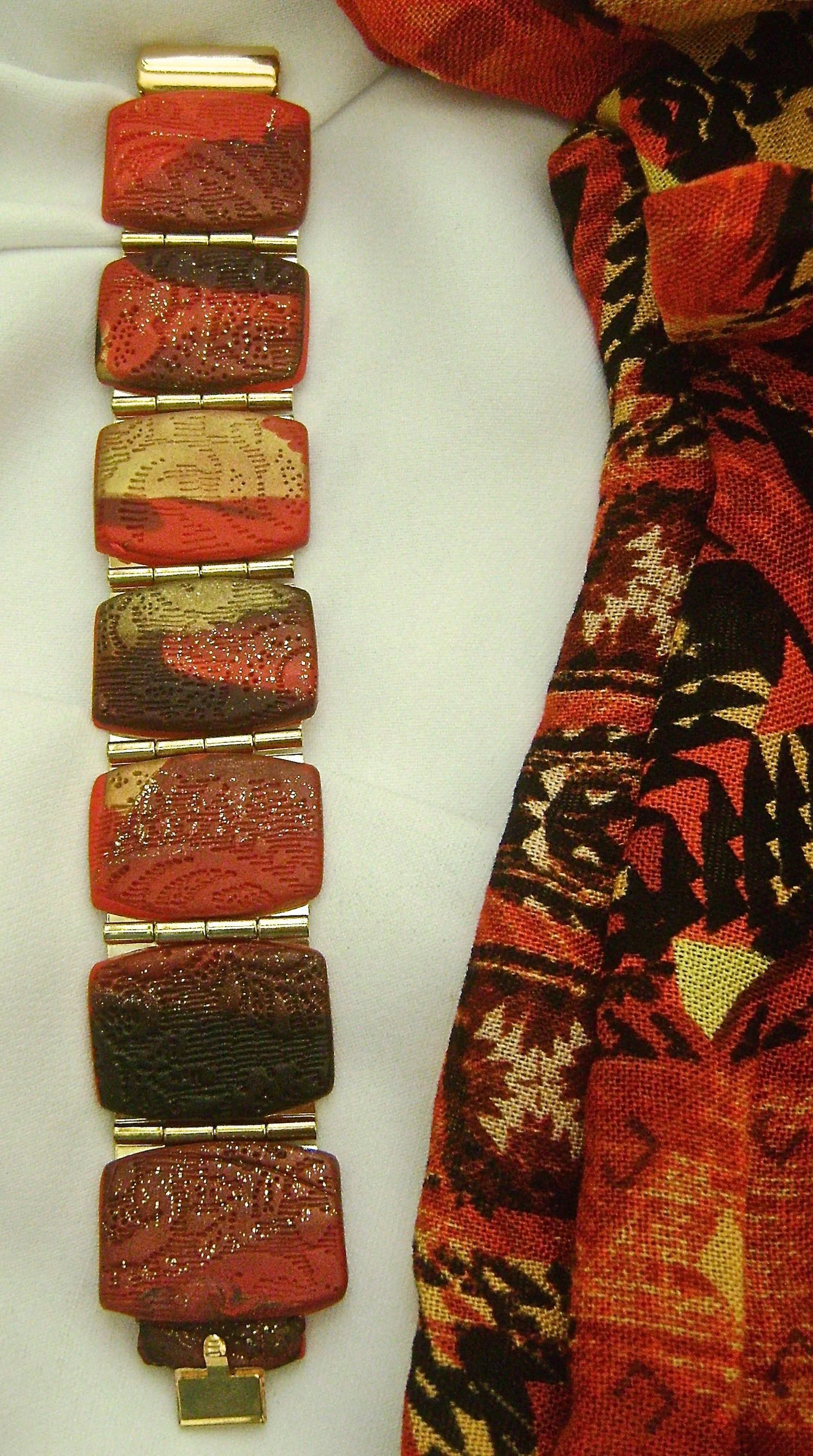 Bracelet measures 1” x 6.50”