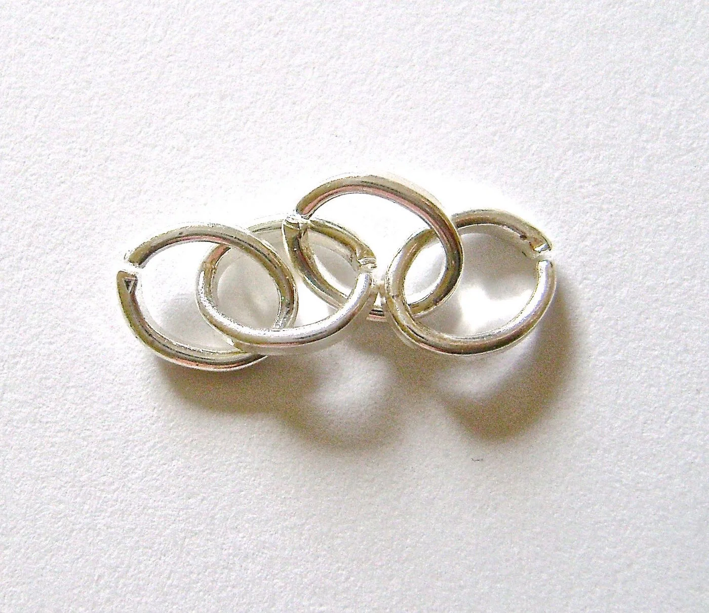 step 2 - Create ten short chain pieces that contain four links each. Use pliers to open and separate the links.