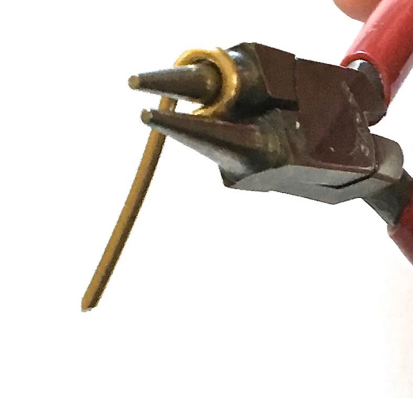 step - Cut ten pieces of 14 gauge wire to measure 1.50". Using the widest section of round nose pliers, curl one end of the wire until it meets the straight end.