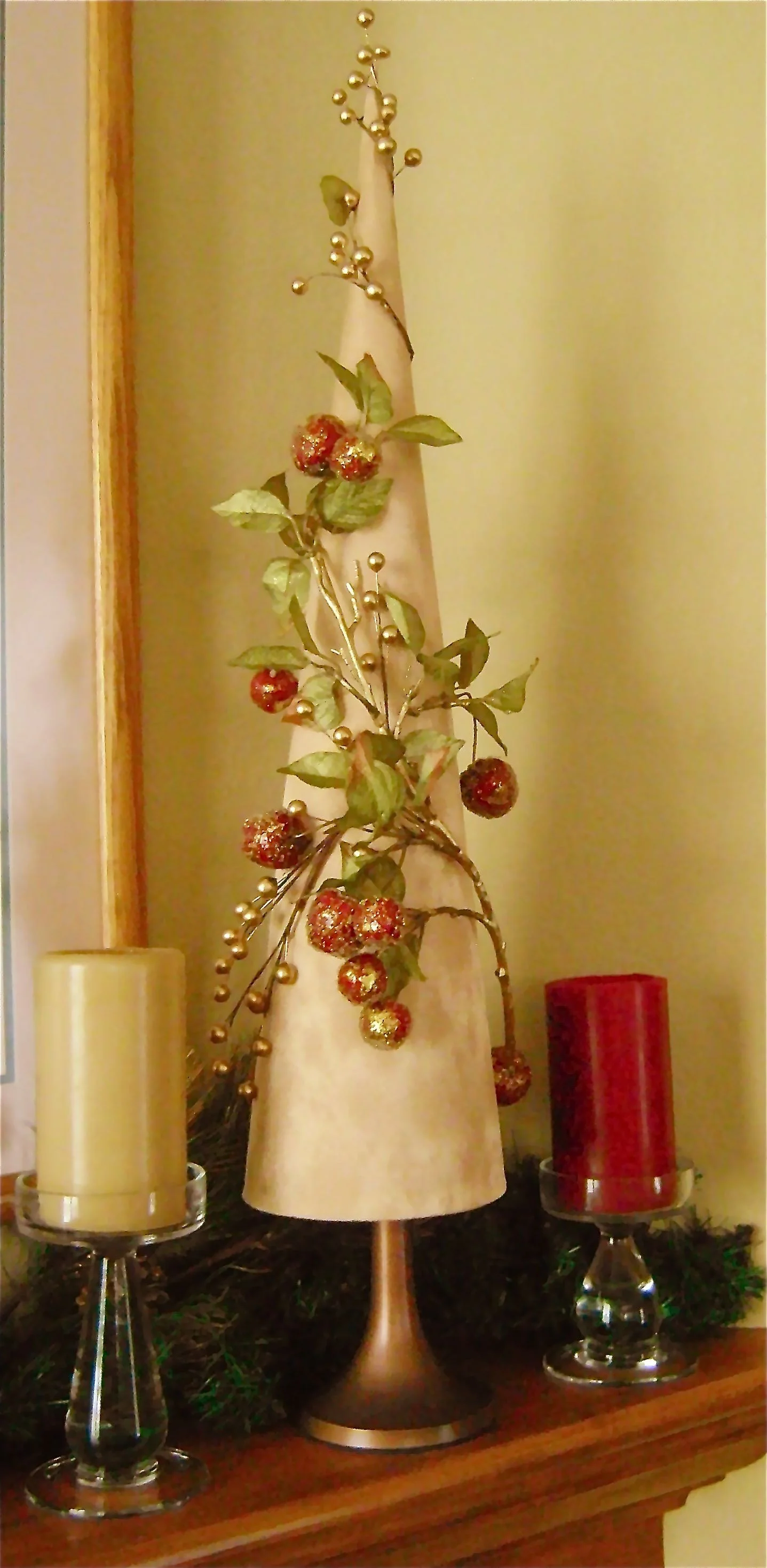 2011 Satin Cone Tree