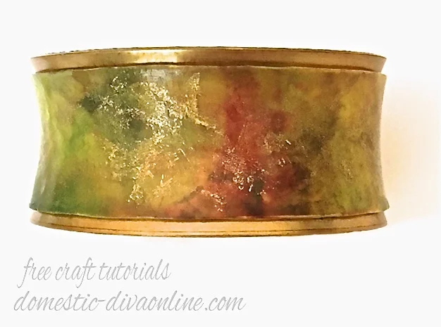 Wasabi Premo Clay with Santa Fe Red, Baja Blue, and Gold Ink