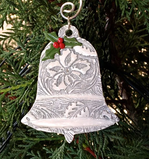 ornament measures 3”