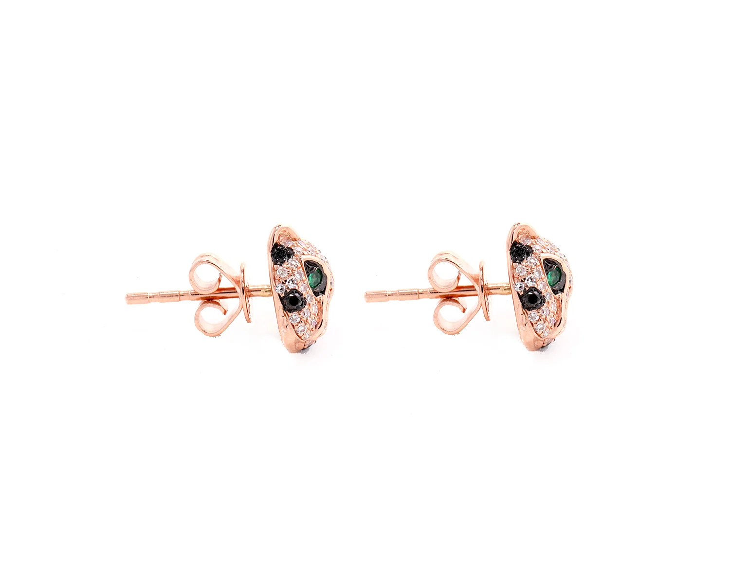 16. Earrings-panther-emerald-stud-2.jpg